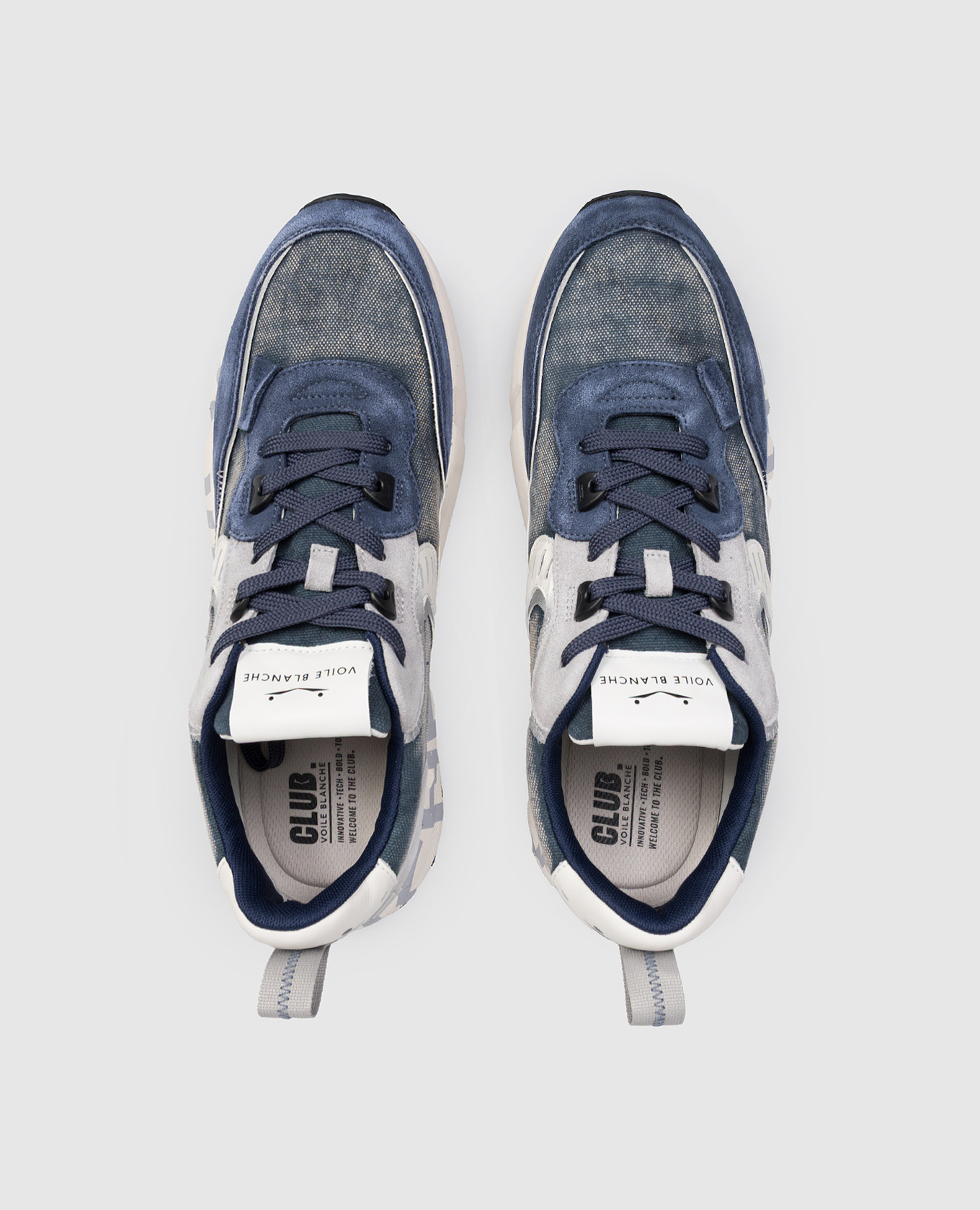 Blue sneakers CLUB01 with vintage effect Voile Blanche
Blue sneakers CLUB01 with vintage effect Voile Blanche