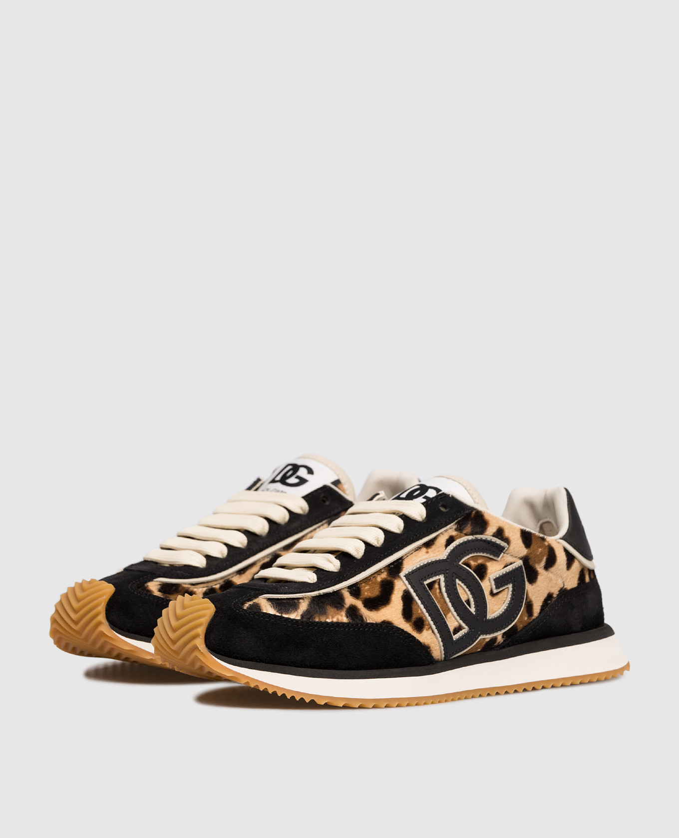 Brown DG Cushion Leather Sneakers in Animal Print Dolce&Gabbana
Brown DG Cushion Leather Sneakers in Animal Print Dolce&Gabbana
