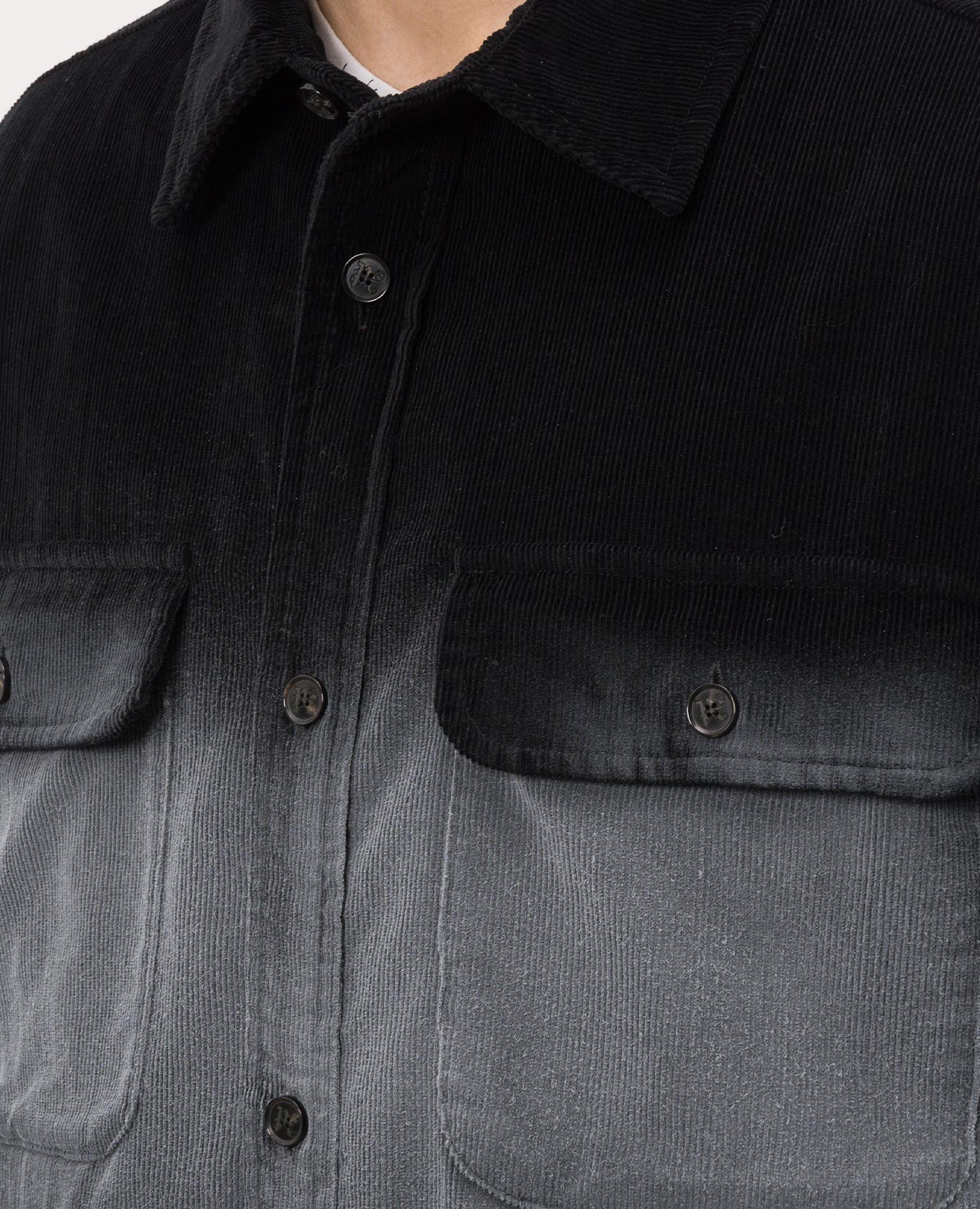 Black velvet shirt with a degraded effect Palm Angels
Black velvet shirt with a degraded effect Palm Angels