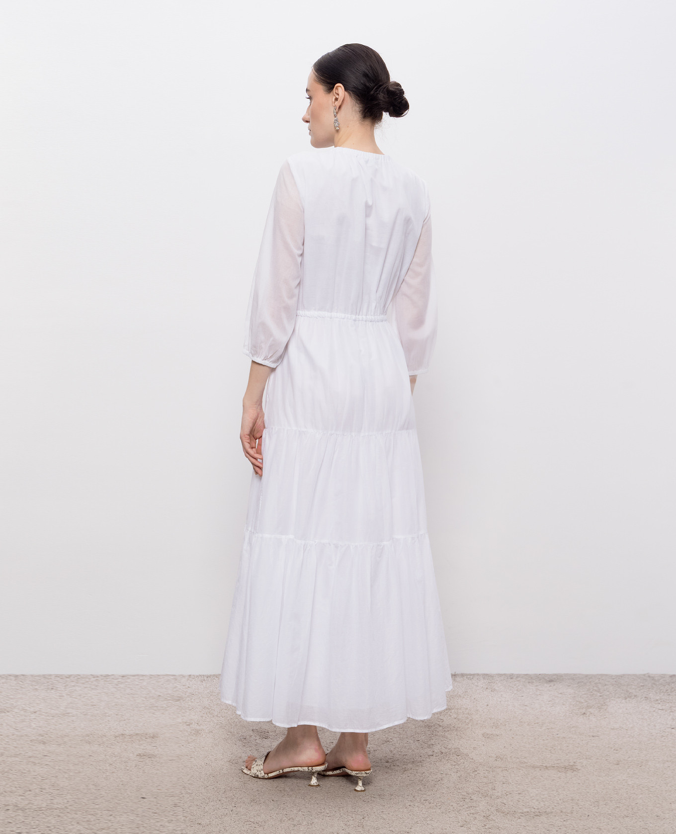 White maxi dress with ruffles Peserico
White maxi dress with ruffles Peserico