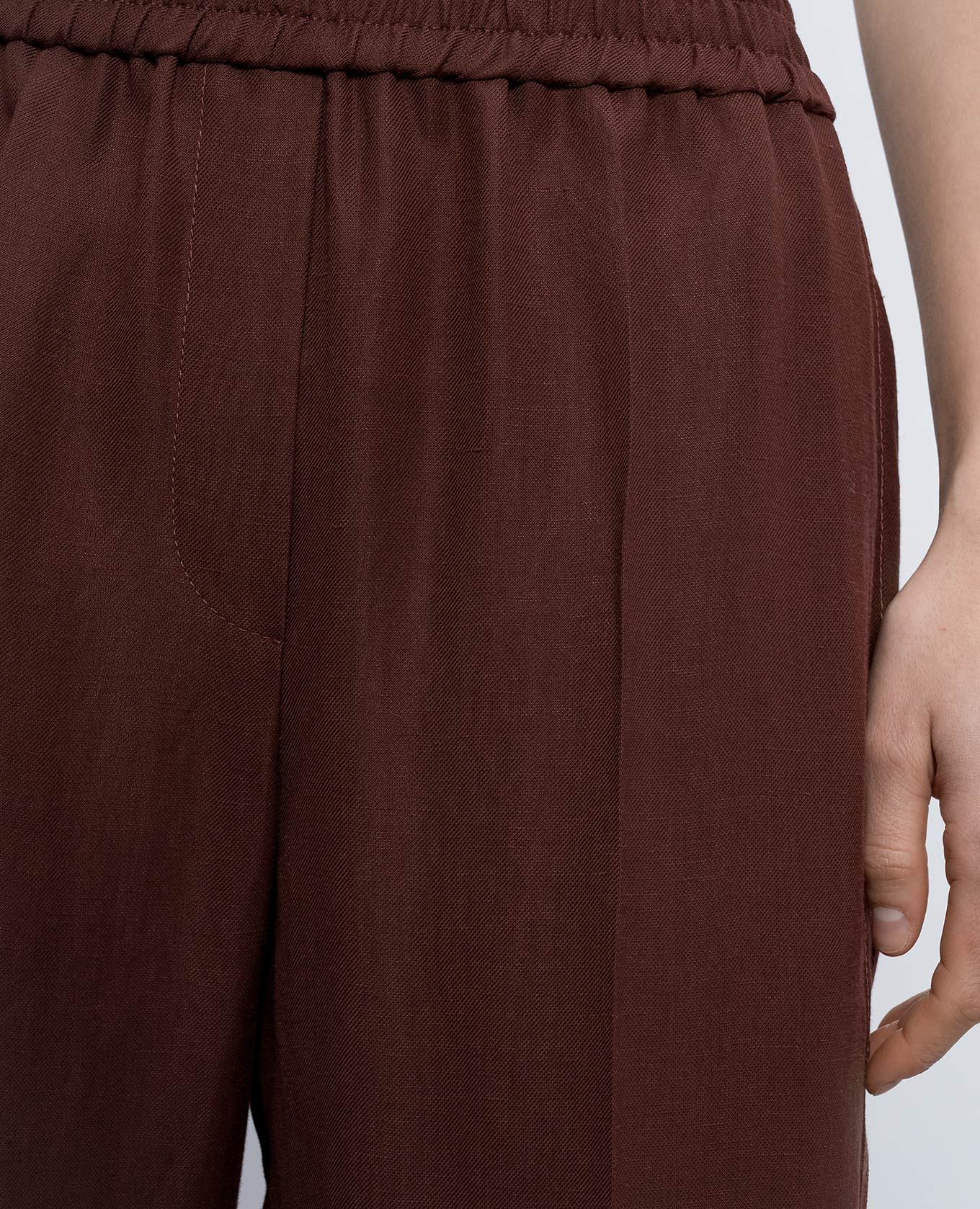 Brown linen pants Brunello Cucinelli
Brown linen pants Brunello Cucinelli