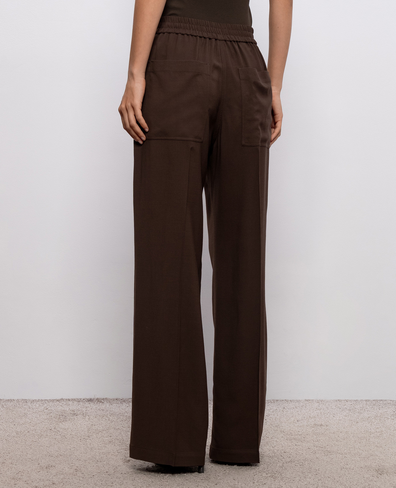 Brown wool pants Brunello Cucinelli
Brown wool pants Brunello Cucinelli