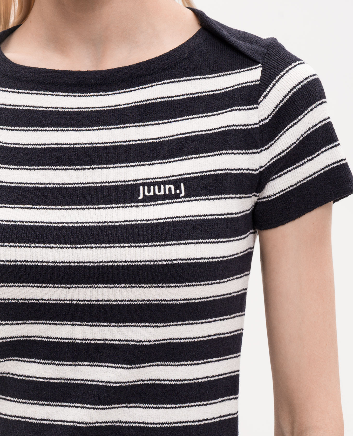 Blue striped T-shirt Juun.j
Blue striped T-shirt Juun.j