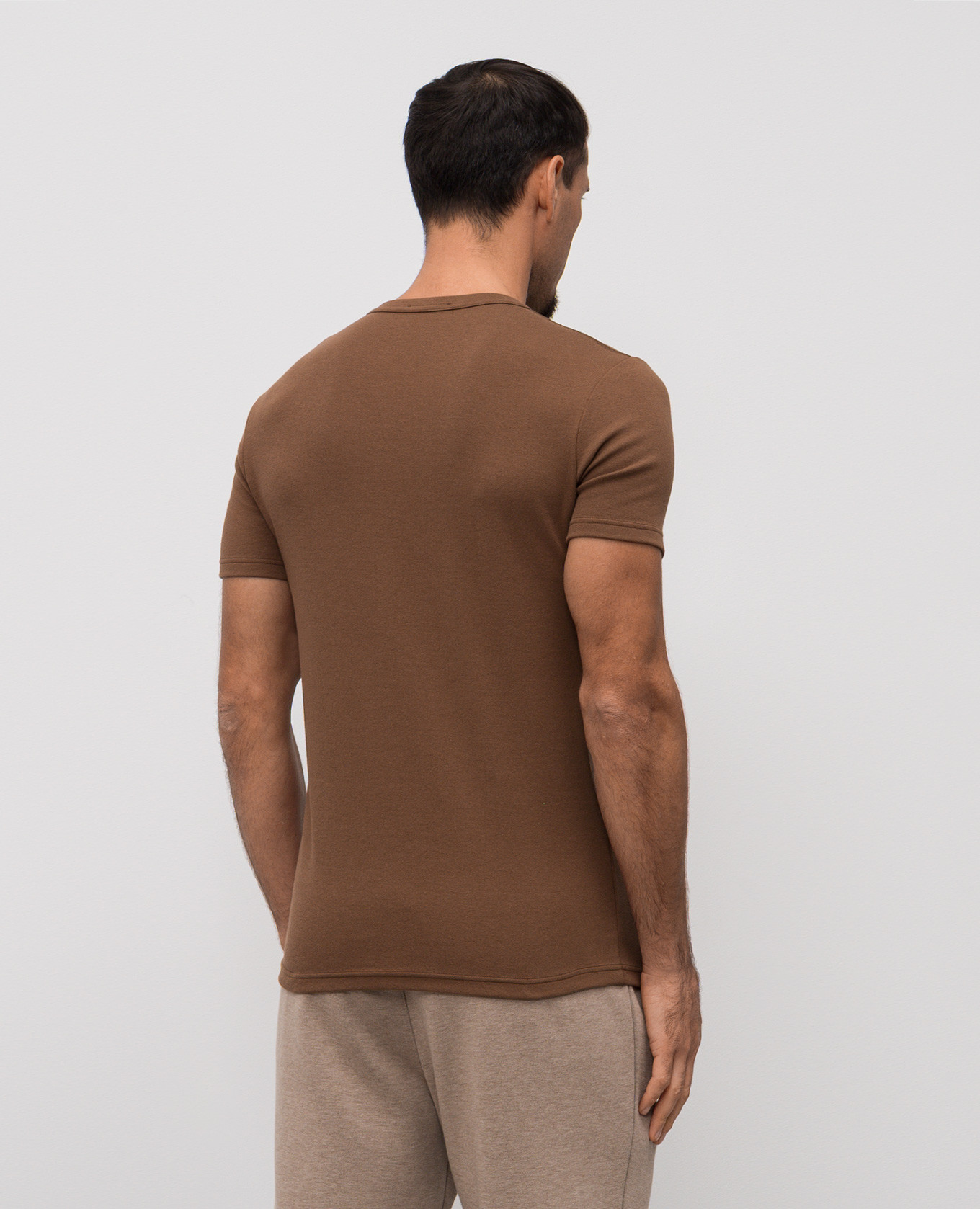 Brown T-shirt with logo Tom Ford
Brown T-shirt with logo Tom Ford