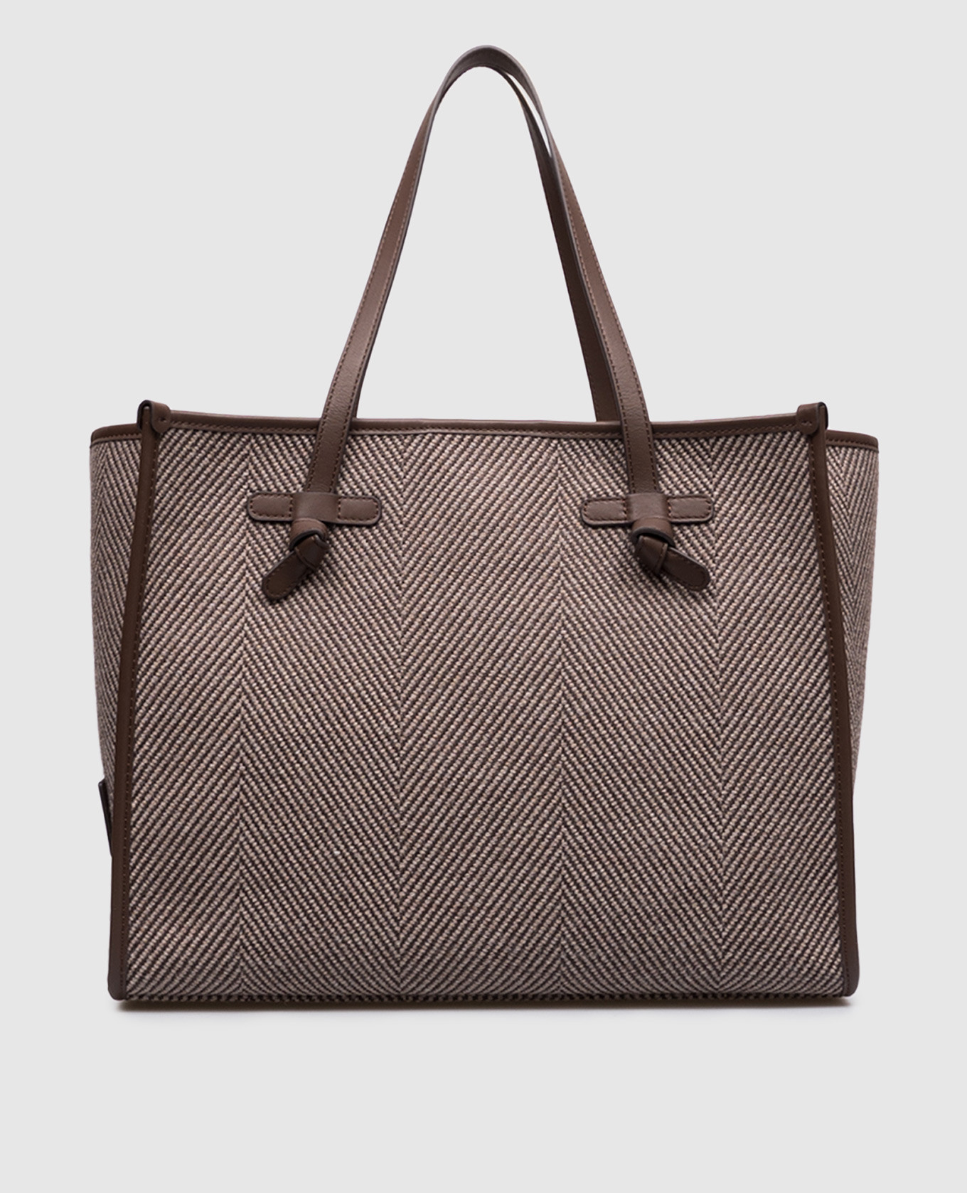 Brown Marcella patterned bag Gianni Chiarini
Brown Marcella patterned bag Gianni Chiarini
