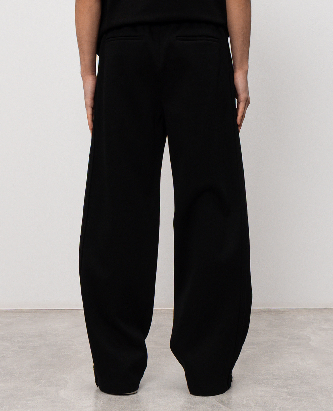 Black sweatpants Juun.j
Black sweatpants Juun.j