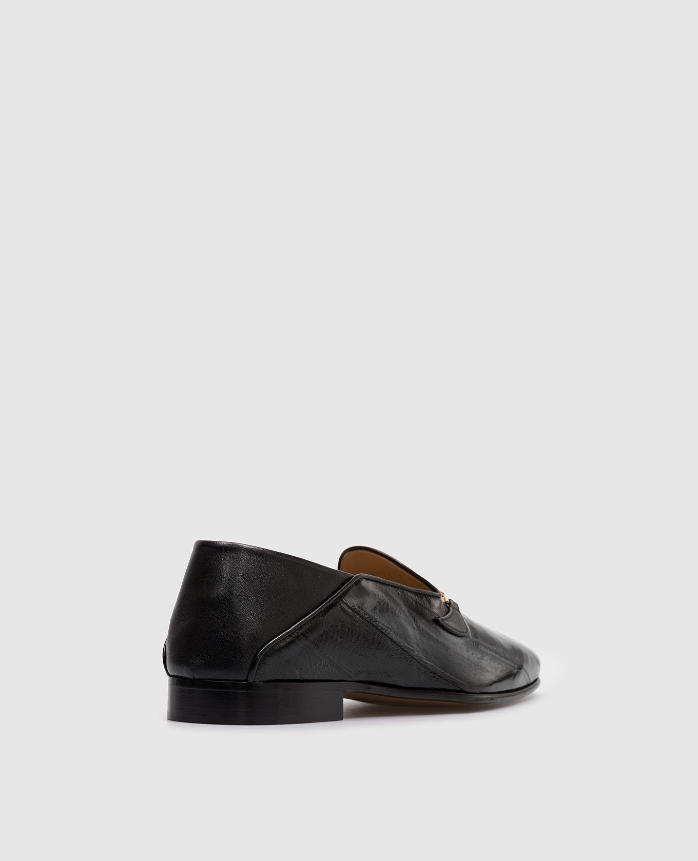 Jiggie black leather loafers Valentino
Jiggie black leather loafers Valentino