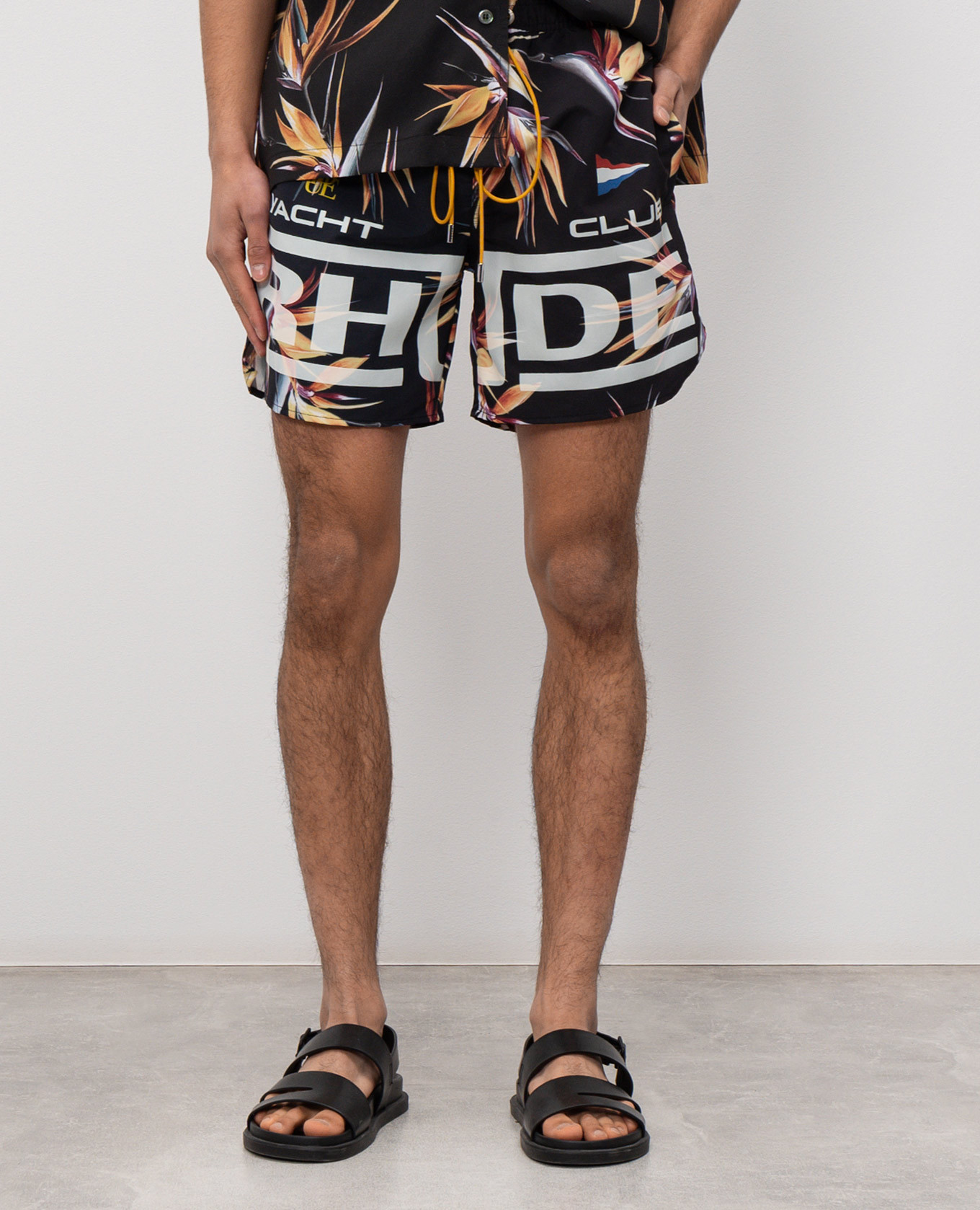 Black REGATTA CLUB swim shorts Rhude
Black REGATTA CLUB swim shorts Rhude