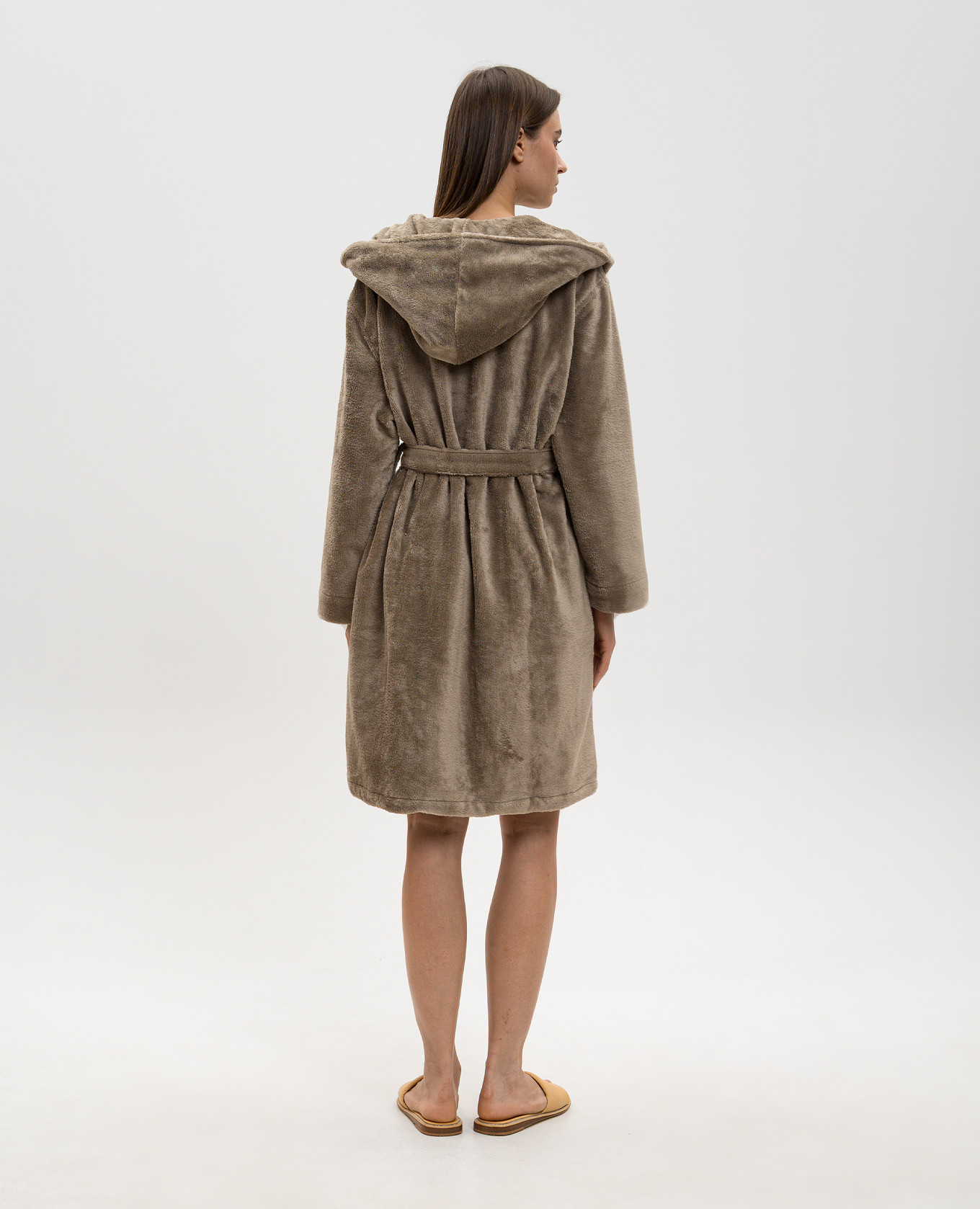 Brown terry robe with hood L'appartement
Brown terry robe with hood L'appartement