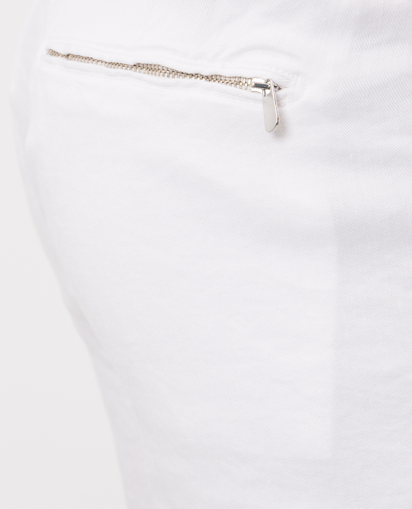 White linen shorts Marco Pescarolo
White linen shorts Marco Pescarolo