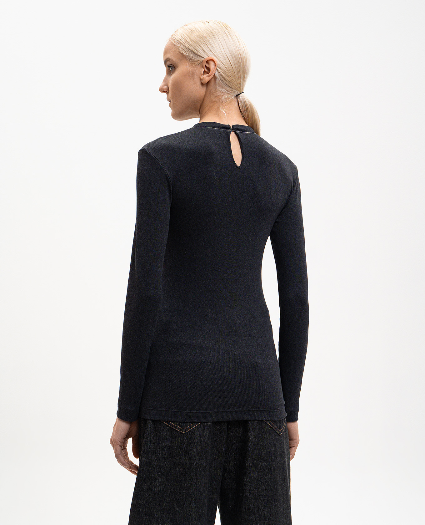 Dark gray long sleeve with monil chain Brunello Cucinelli, Grey
Dark gray long sleeve with monil chain Brunello Cucinelli, Grey