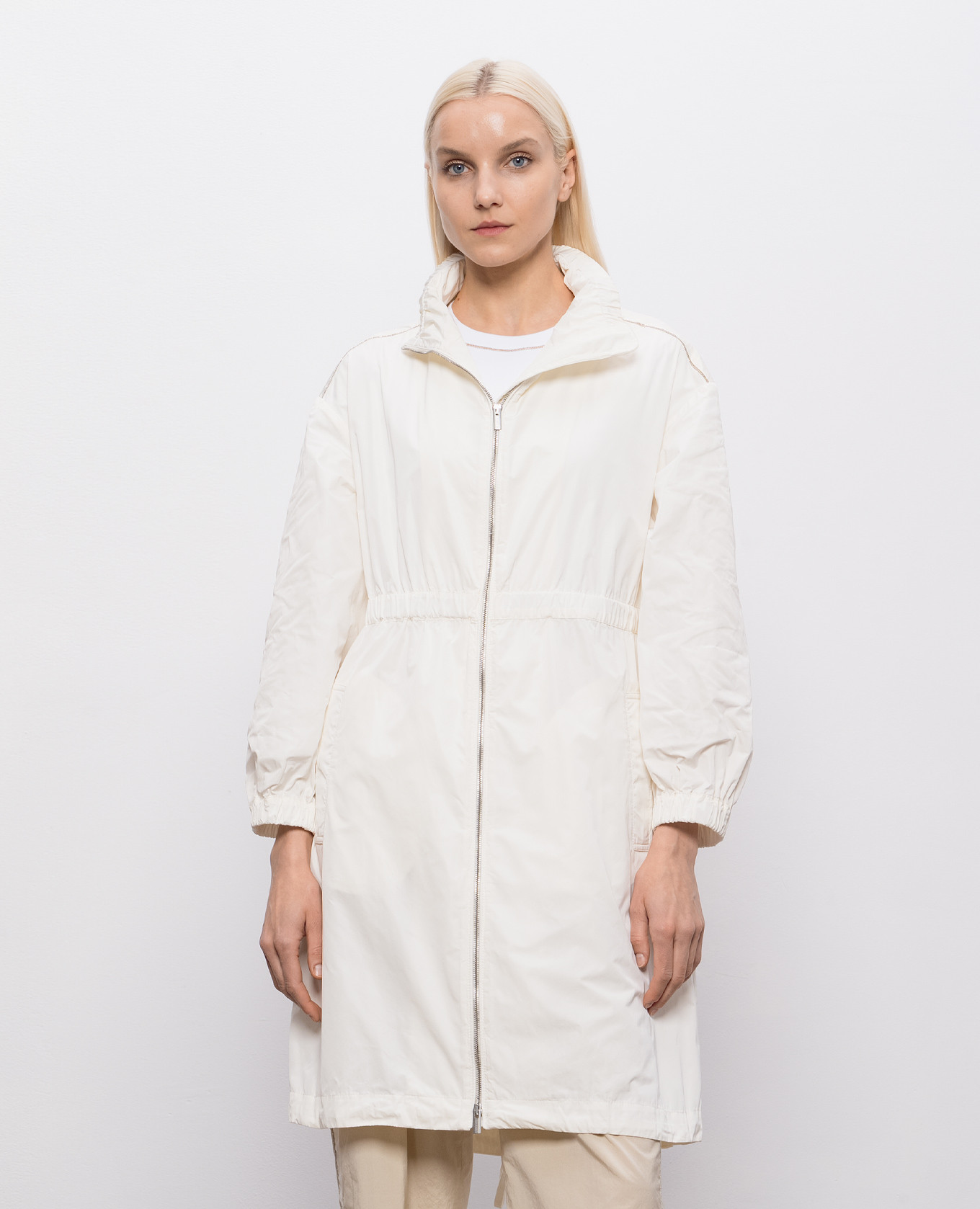 Ivory parka with branded patch Peserico, Beige
Ivory parka with branded patch Peserico, Beige