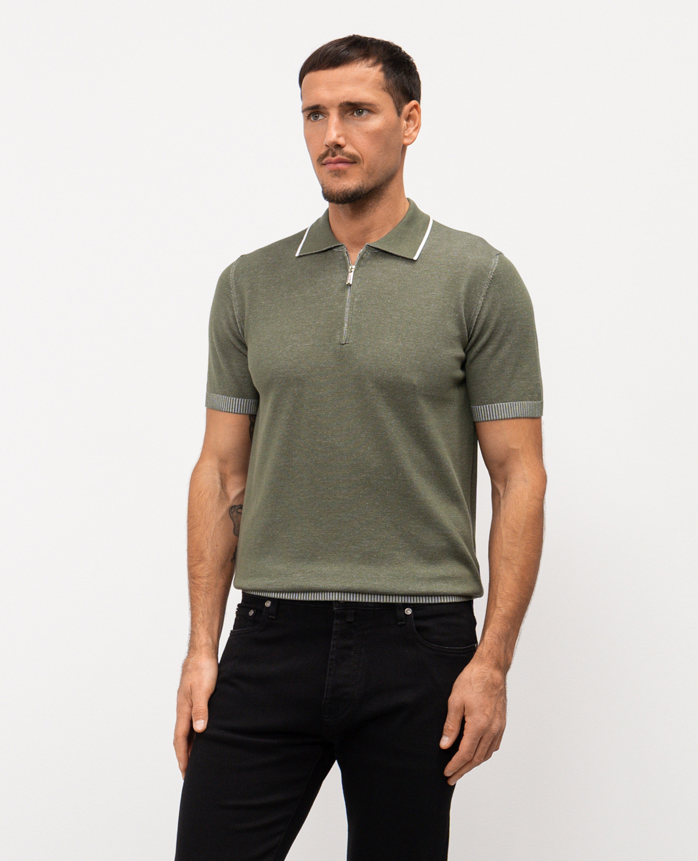 COTY green polo MooRER
COTY green polo MooRER