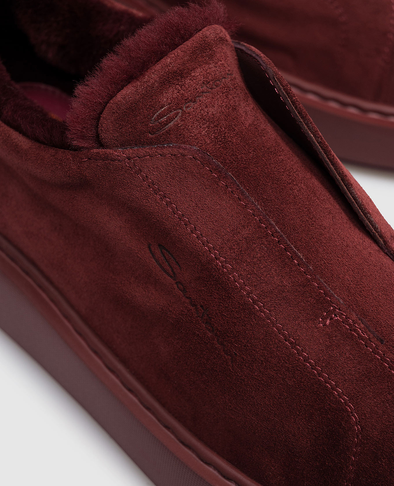 Burgundy suede sneakers with fur and logo Santoni
Burgundy suede sneakers with fur and logo Santoni