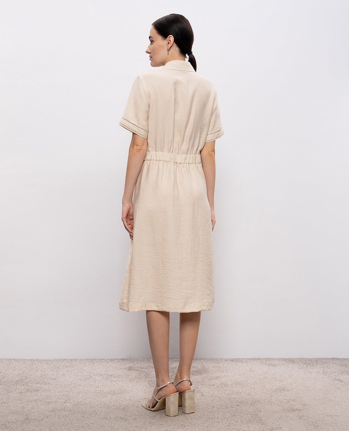 Beige dress with linen Peserico
Beige dress with linen Peserico