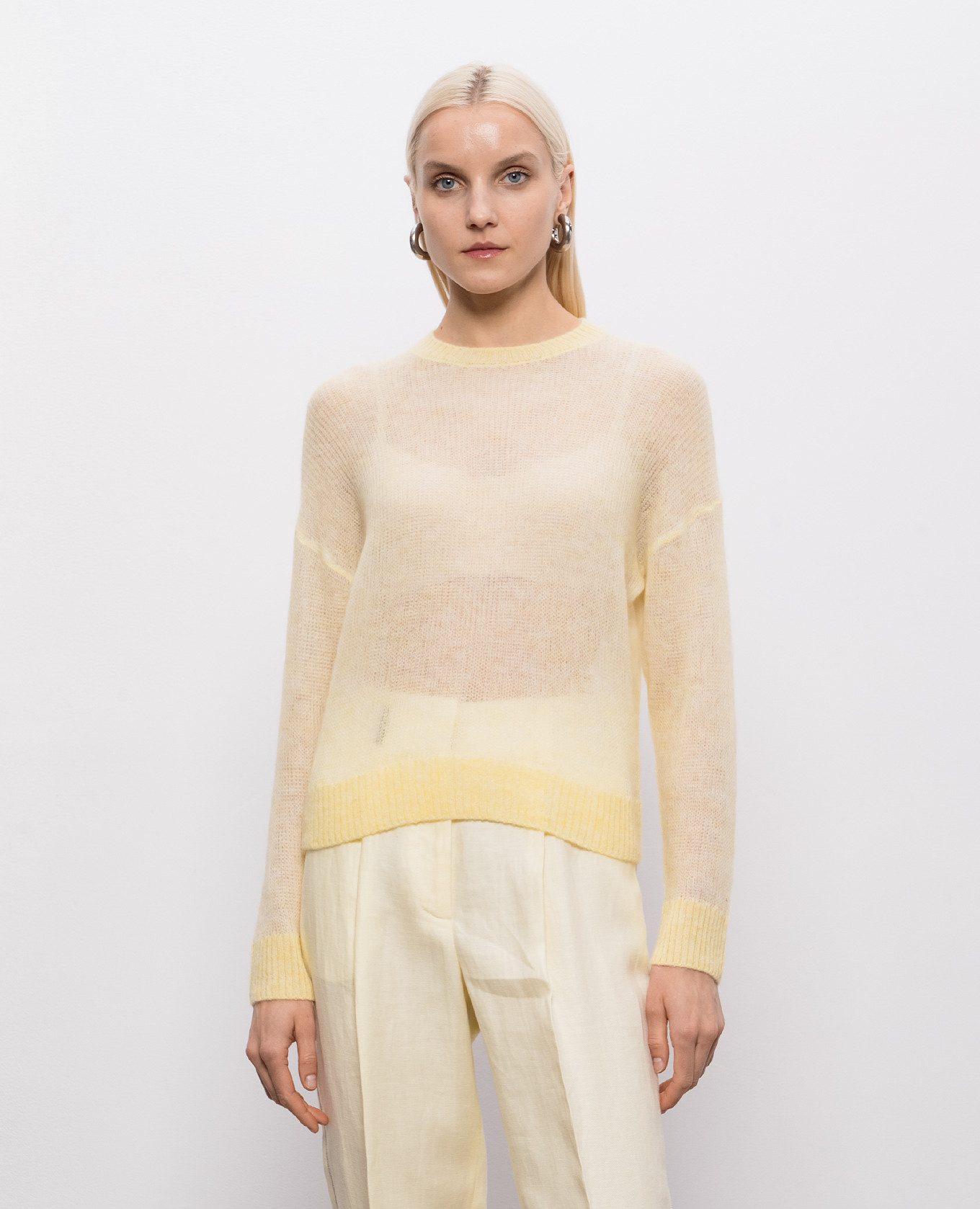 Yellow sweater with wool Peserico
Yellow sweater with wool Peserico