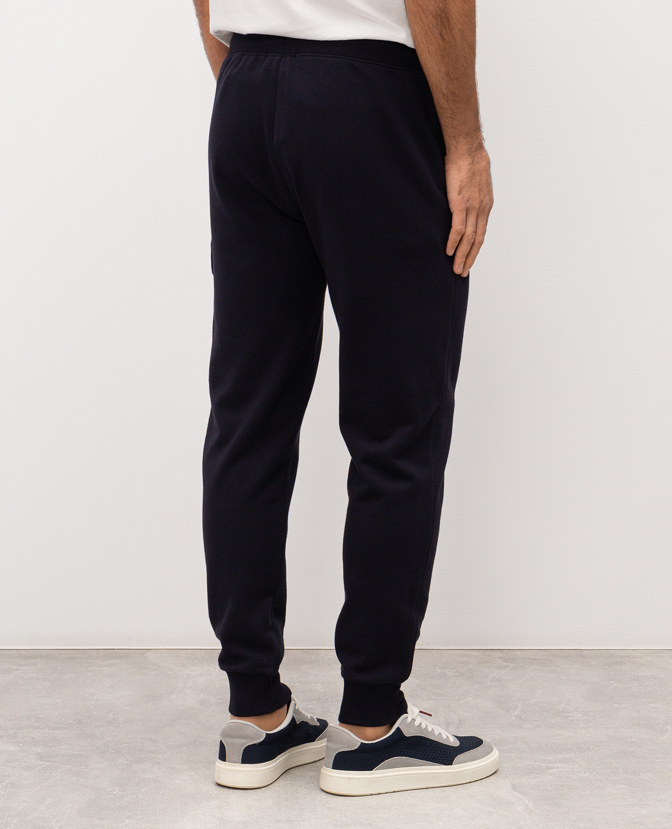 Blue joggers with patch C.P. Company
Blue joggers with patch C.P. Company