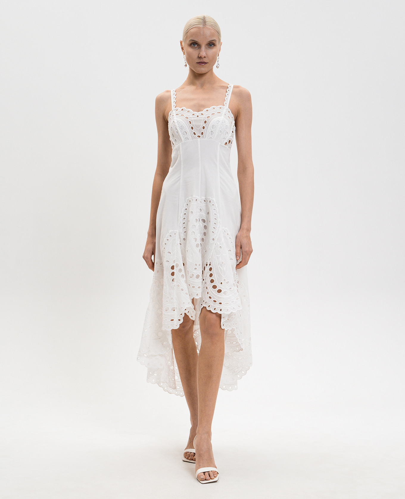 Caspian white asymmetrical dress Charo Ruiz
Caspian white asymmetrical dress Charo Ruiz