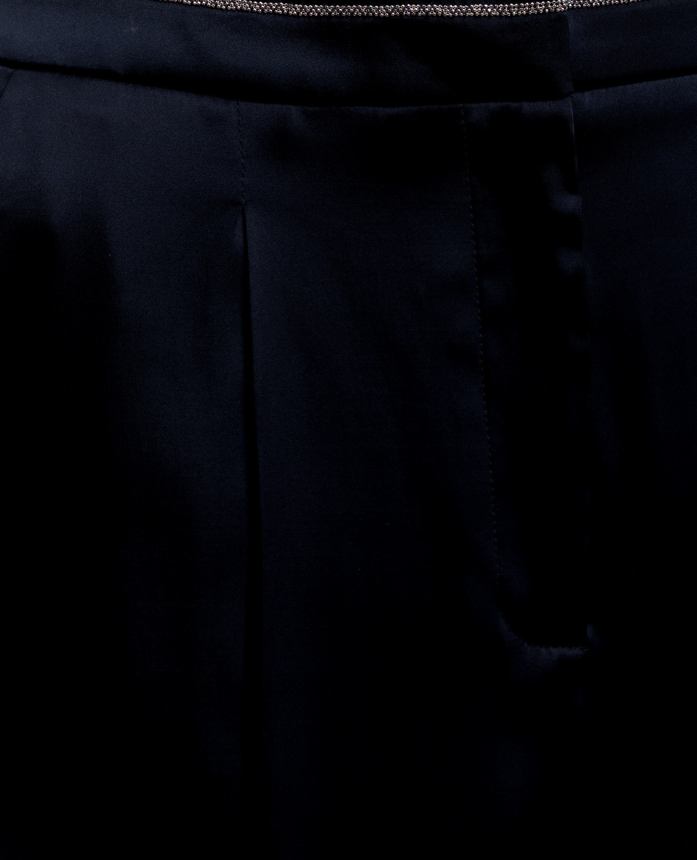 Blue pants with a monil chain Peserico
Blue pants with a monil chain Peserico