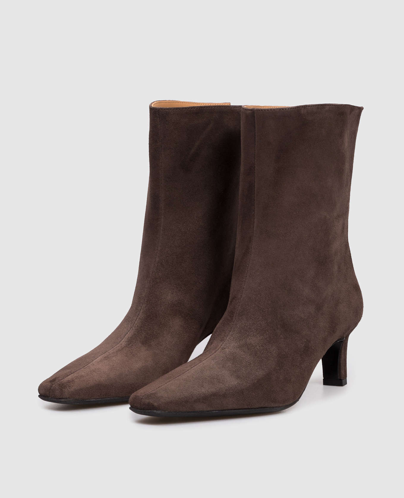 Brown suede ankle boots Babe Pay Pls
Brown suede ankle boots Babe Pay Pls