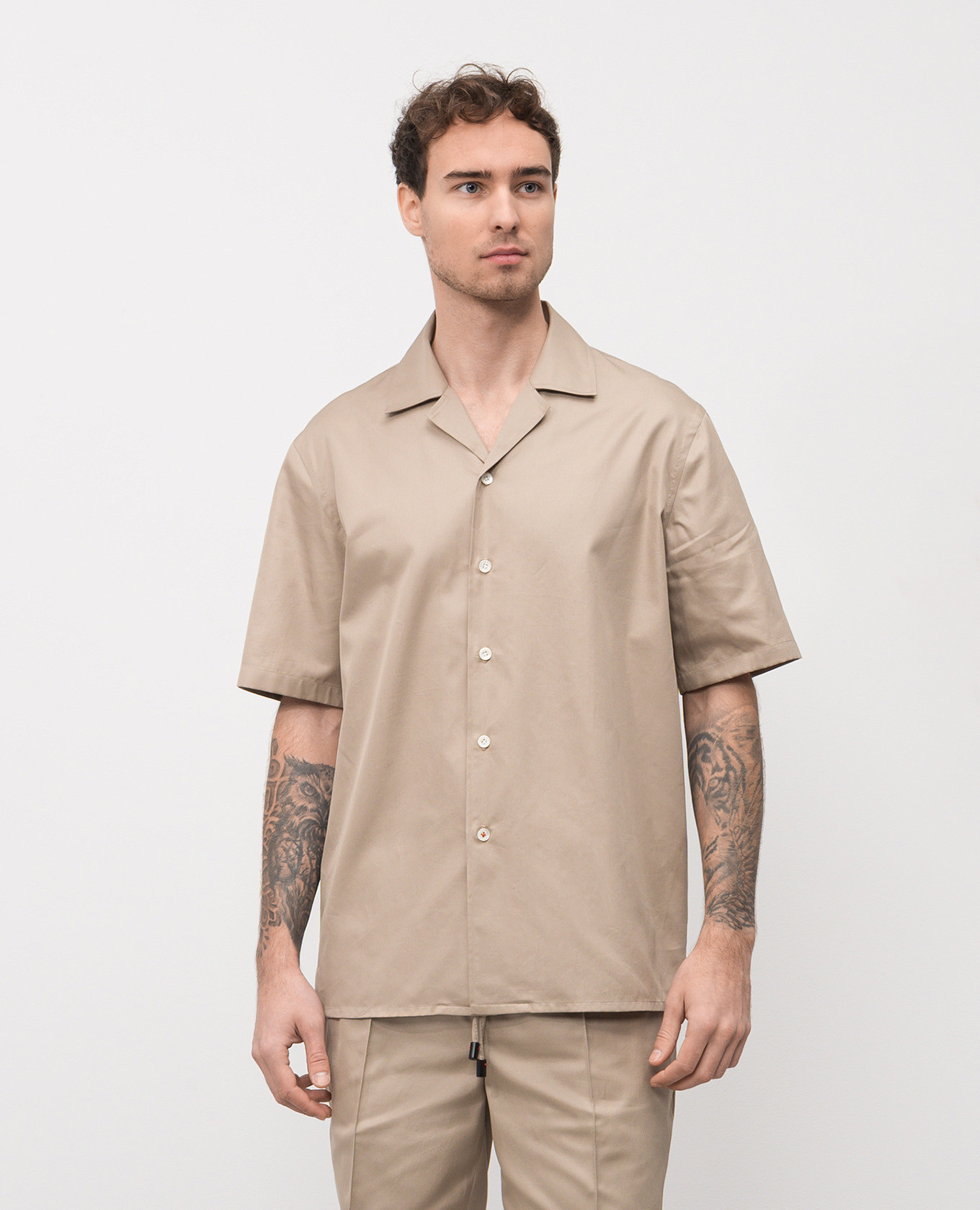 Beige shirt ISAIA
Beige shirt ISAIA