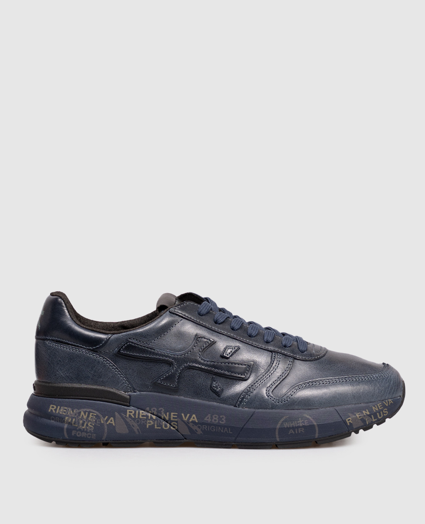 Blue leather sneakers with a vintage effect Premiata
Blue leather sneakers with a vintage effect Premiata