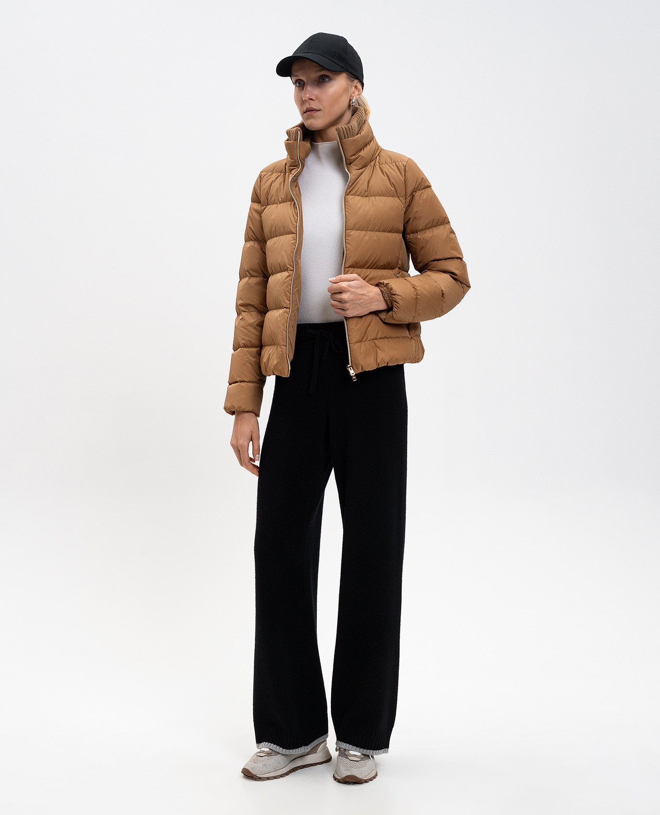 Brown down jacket with logo Herno
Brown down jacket with logo Herno