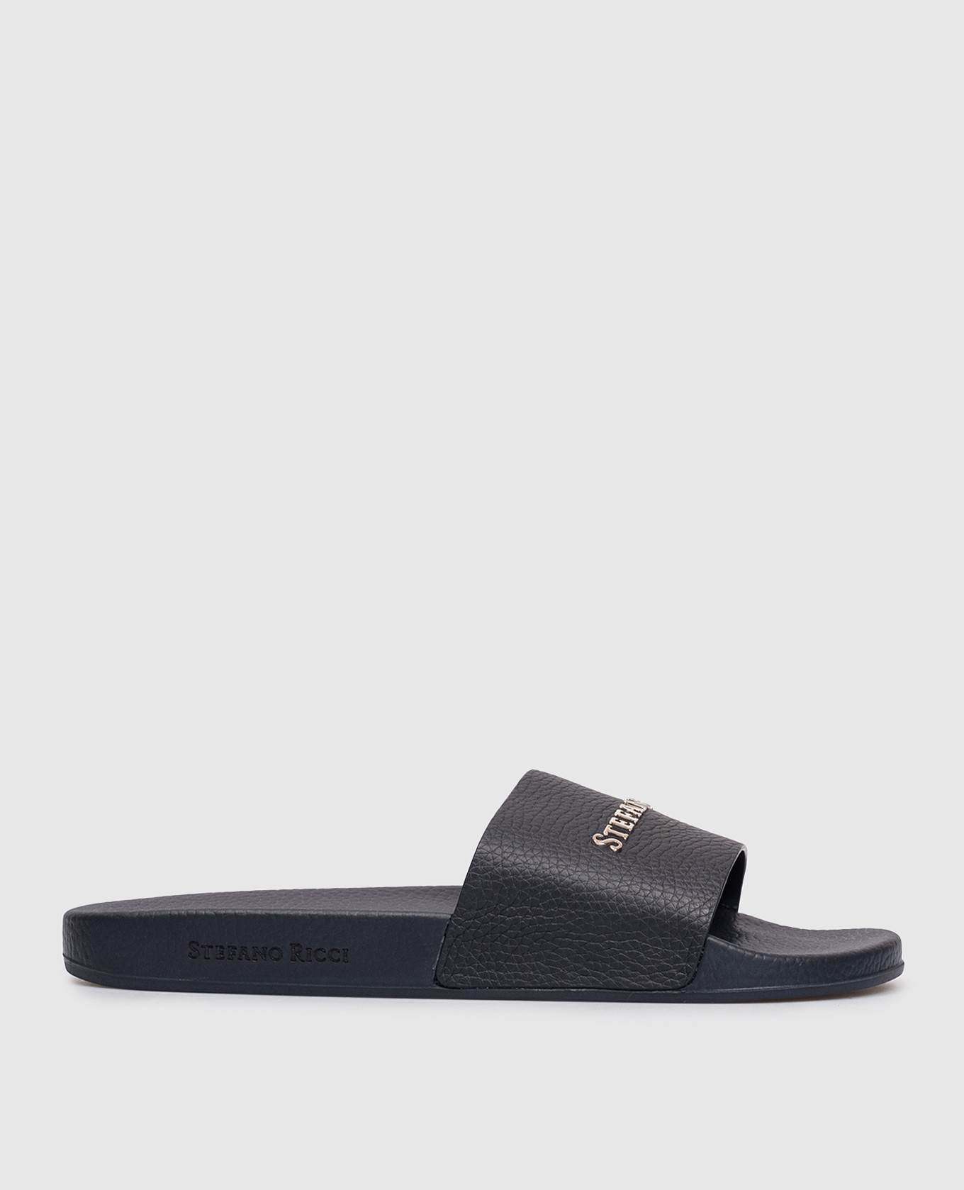 Blue leather sliders with logo Stefano Ricci
Blue leather sliders with logo Stefano Ricci
