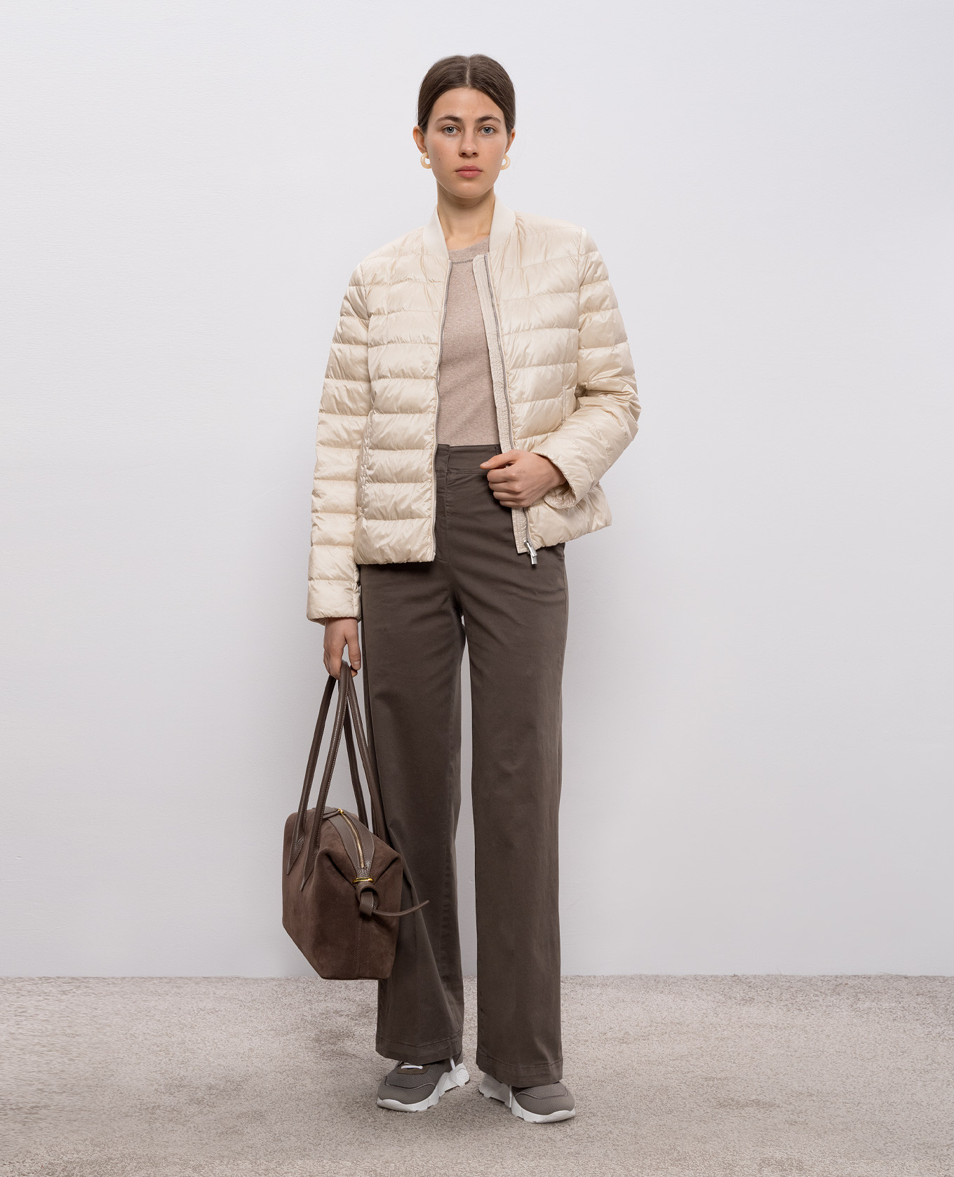 Beige down jacket with chain Peserico
Beige down jacket with chain Peserico