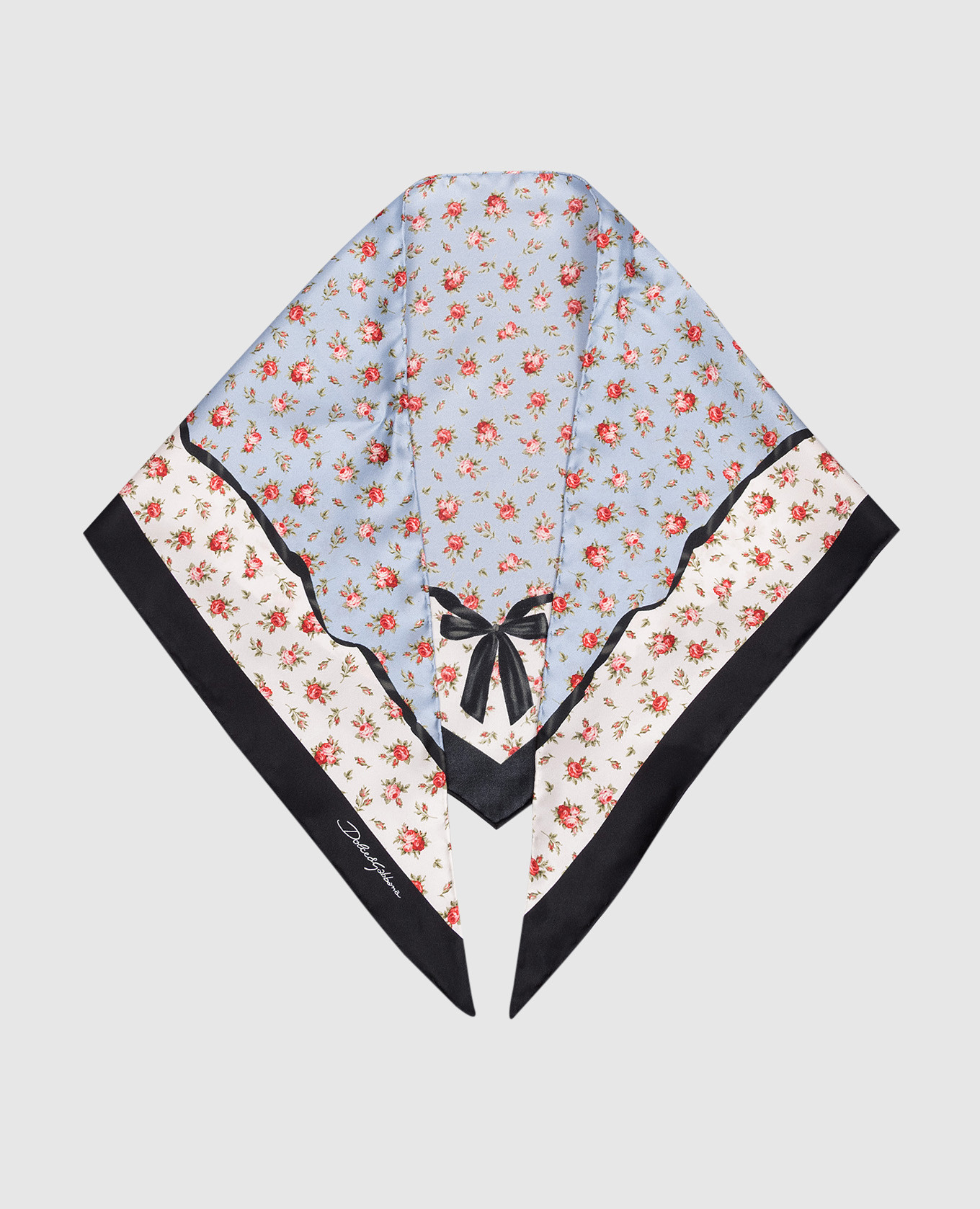 Blue printed silk scarf Dolce&Gabbana, Light blue
Blue printed silk scarf Dolce&Gabbana, Light blue