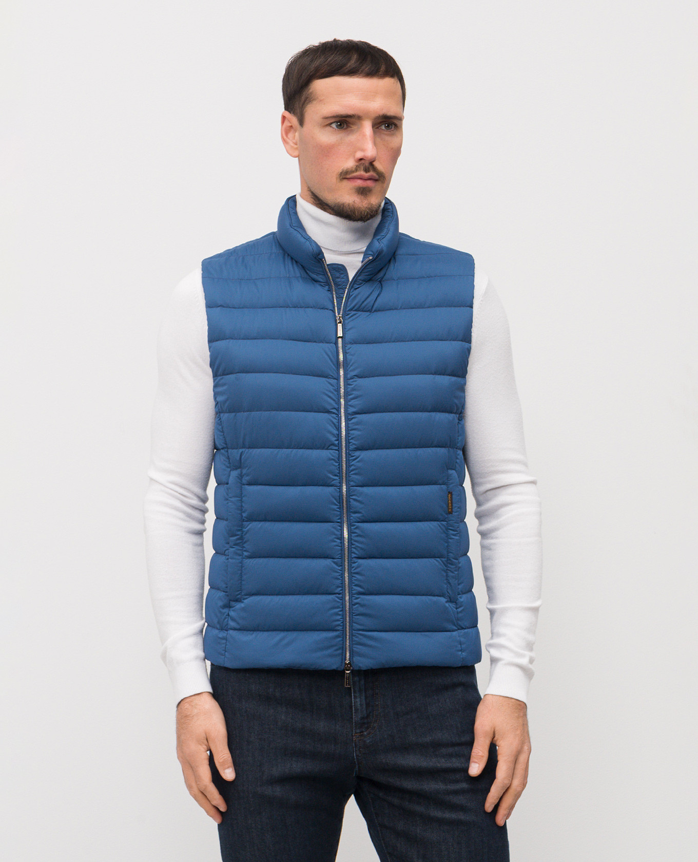 Calaf blue down vest MooRER
Calaf blue down vest MooRER