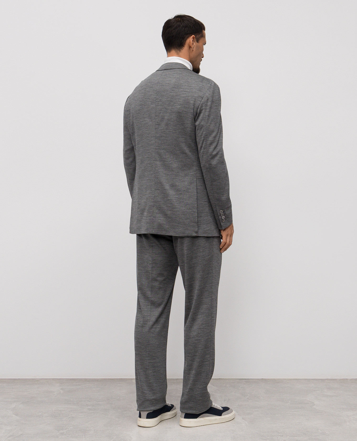 Grey melange wool and silk suit Stefano Ricci
Grey melange wool and silk suit Stefano Ricci