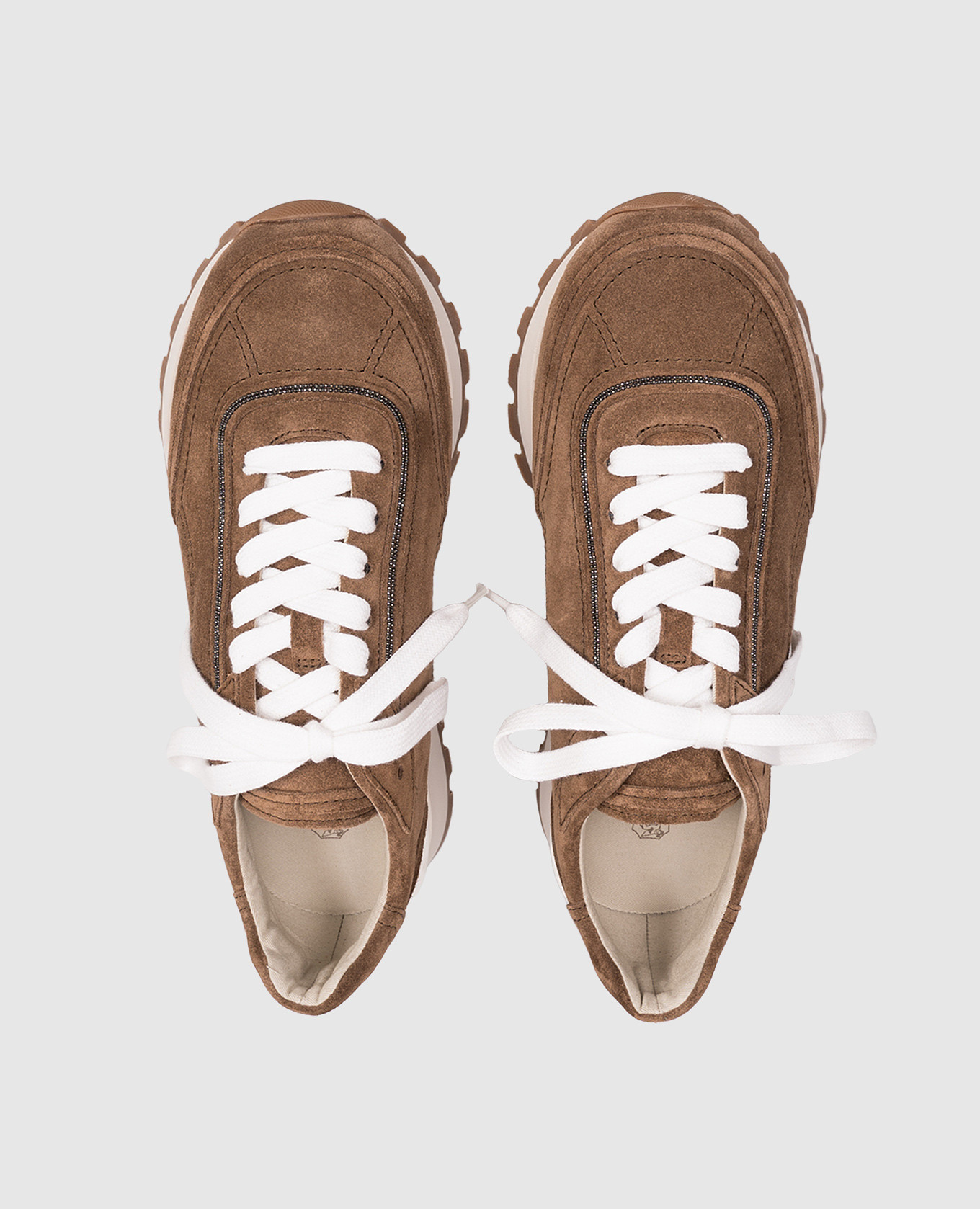 Brown suede sneakers with monil chain Brunello Cucinelli
Brown suede sneakers with monil chain Brunello Cucinelli