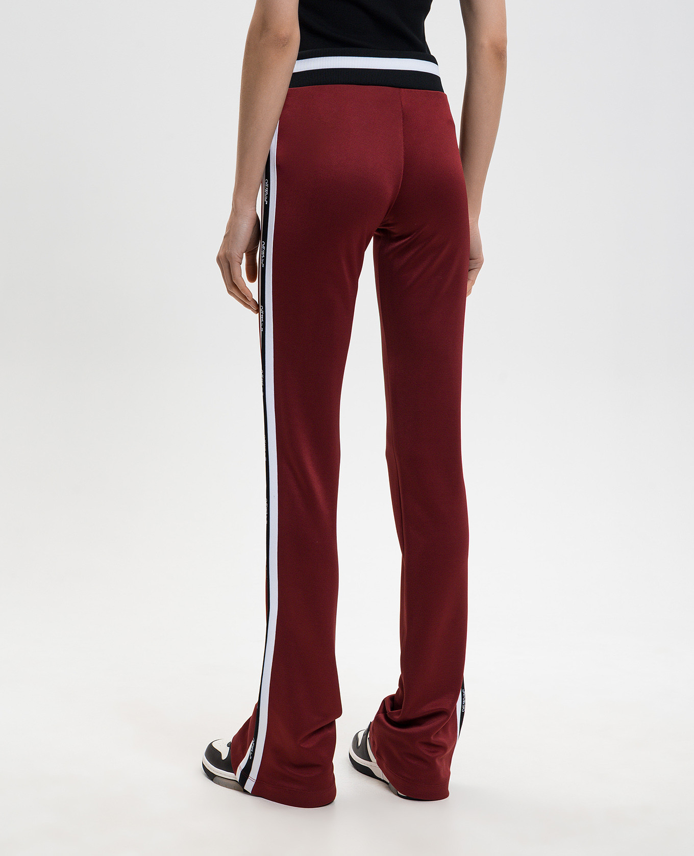 Serena red logo sweatpants Off-White
Serena red logo sweatpants Off-White