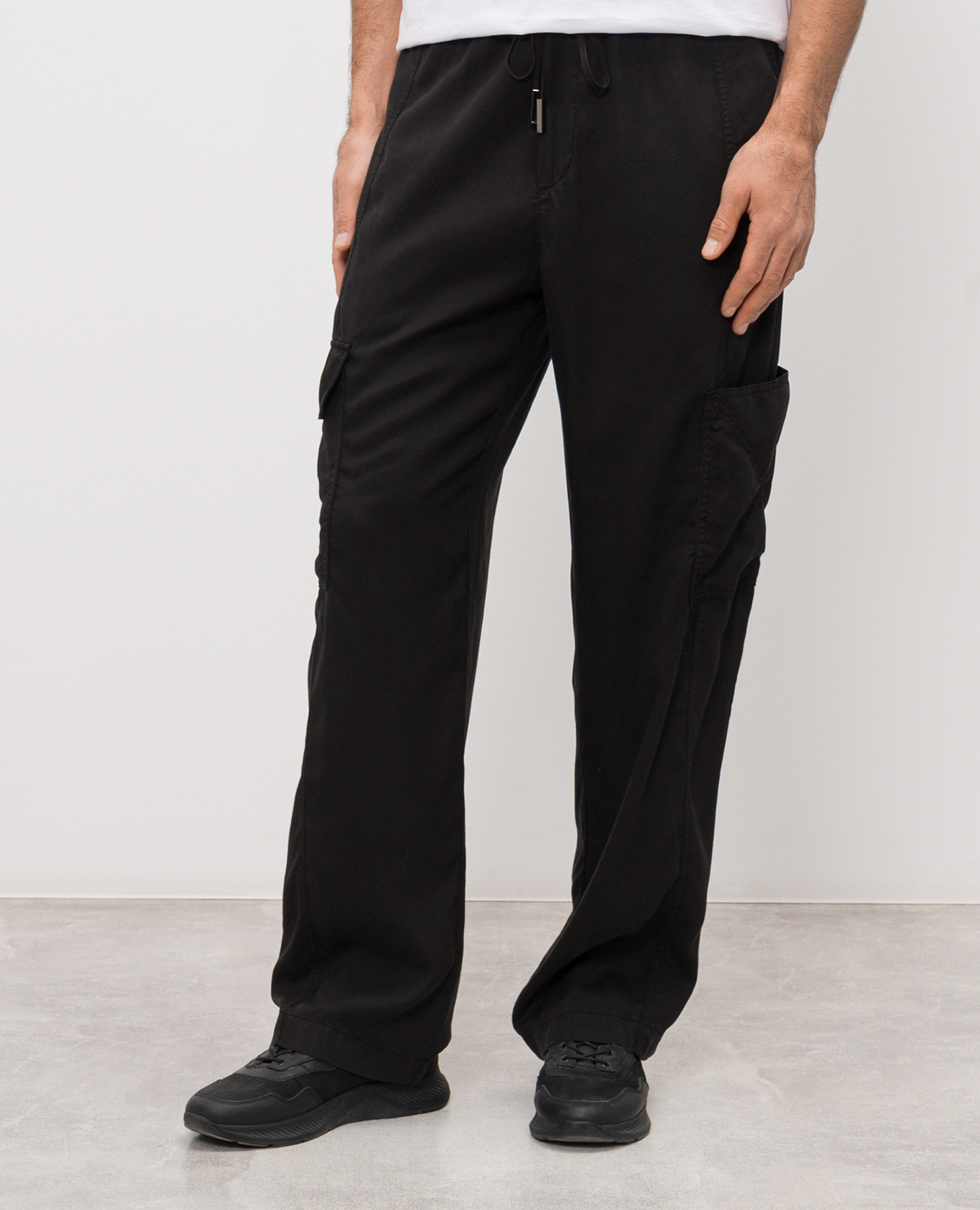 Black cargo pants Iceberg
Black cargo pants Iceberg