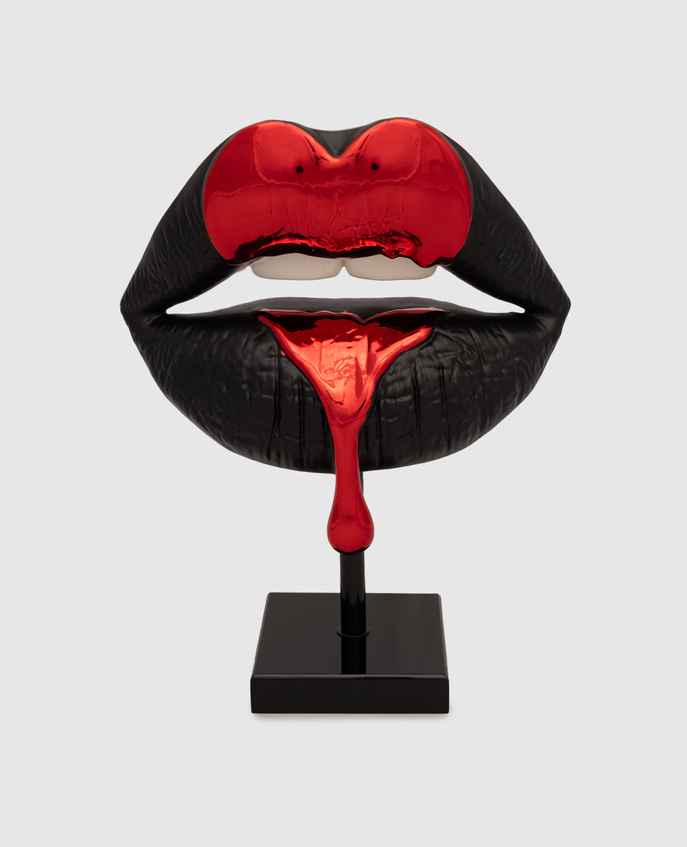 Lip figurine WHISPER OF LOVE Sequenze, Black
Lip figurine WHISPER OF LOVE Sequenze, Black