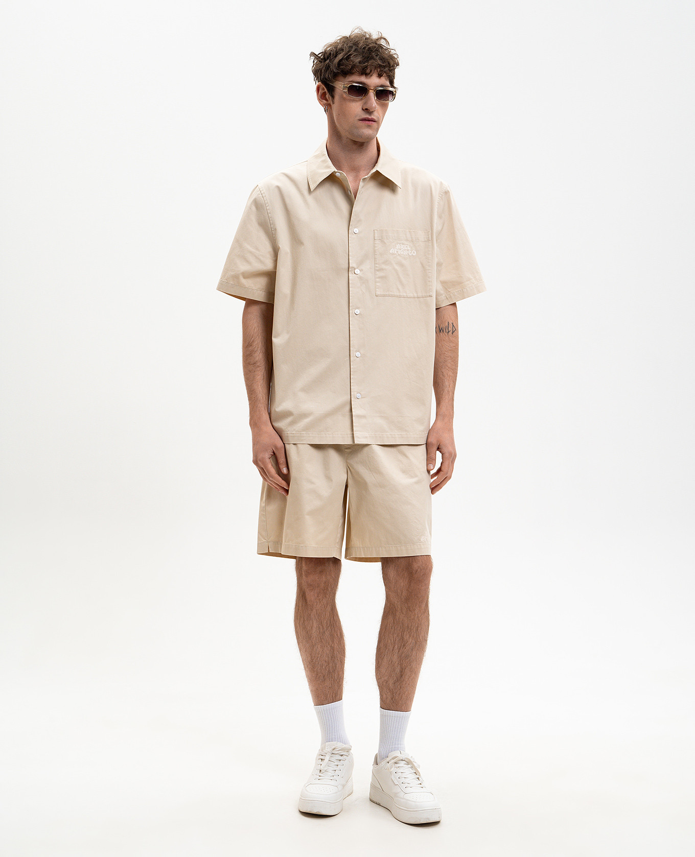 Drew beige shirt Axel Arigato
Drew beige shirt Axel Arigato