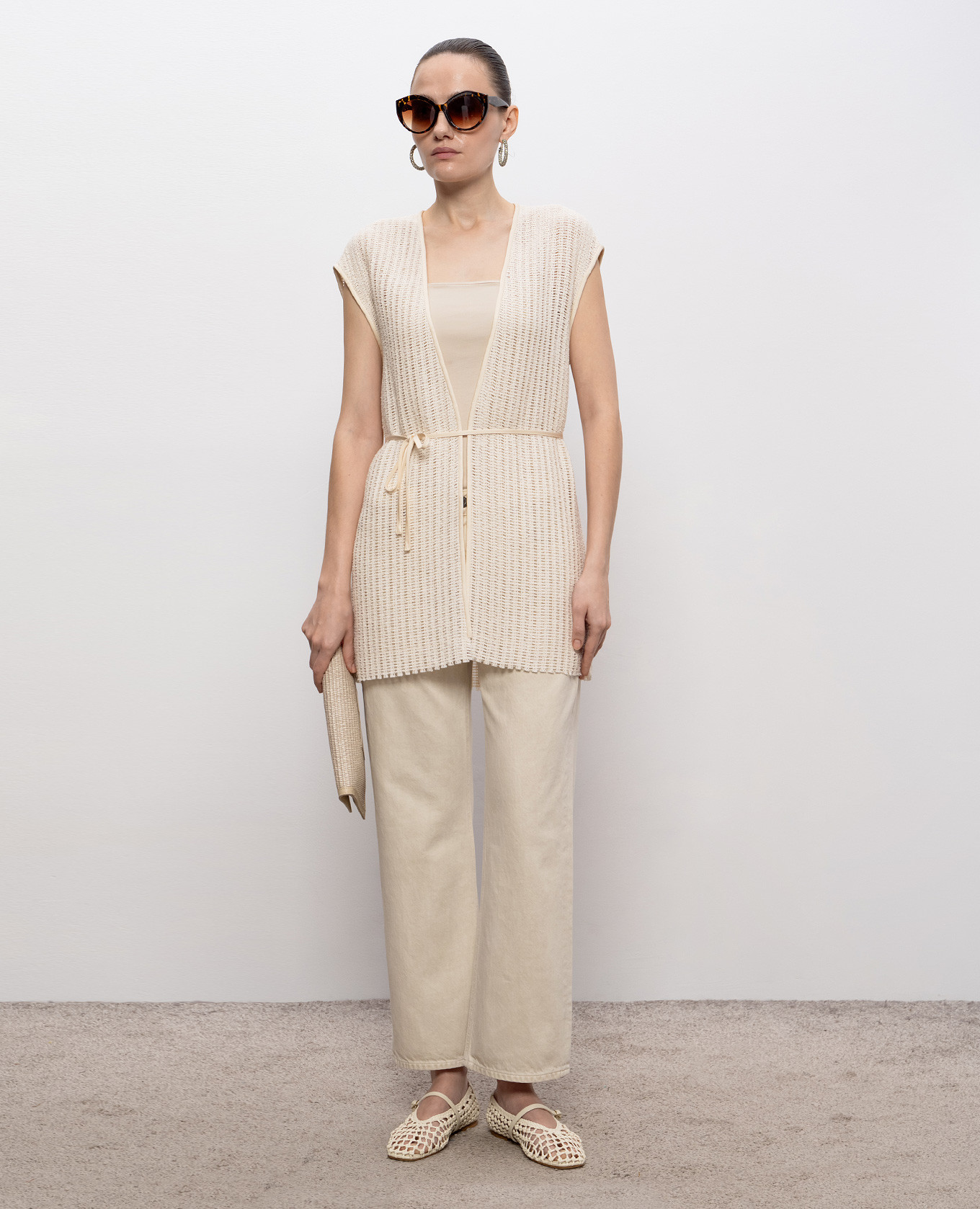 Faye beige jeans with logo patch CITIZENS OF HUMANITY
Faye beige jeans with logo patch CITIZENS OF HUMANITY