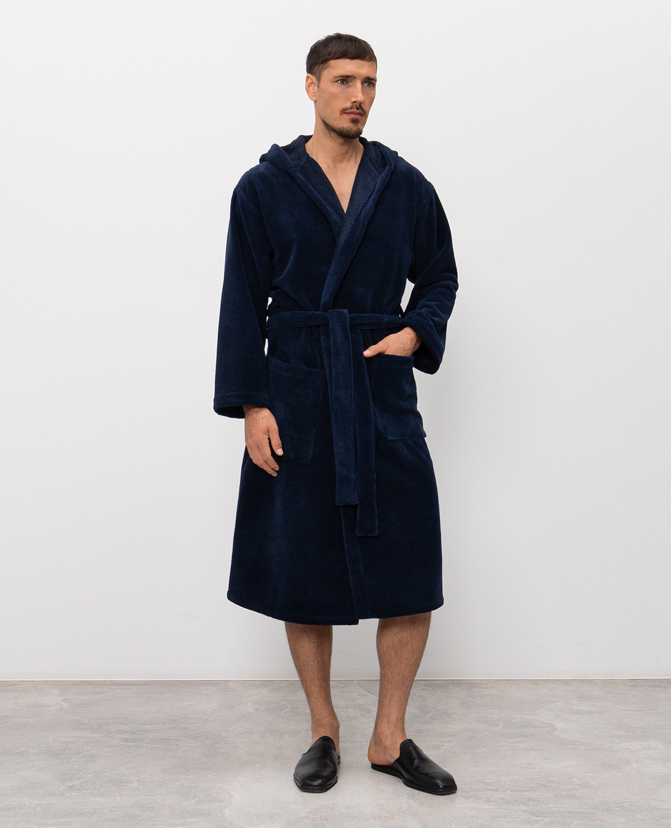 Blue terry robe with hood Symbol Home
Blue terry robe with hood Symbol Home