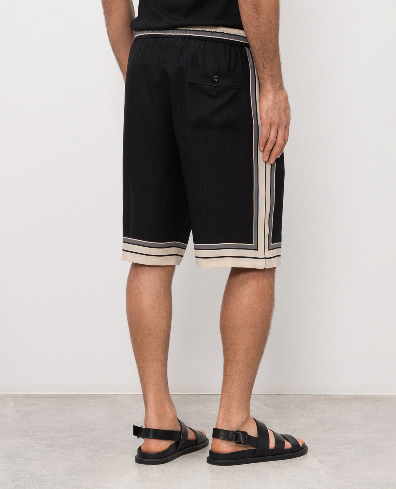 Black Vanity Silk Shorts Dolce&Gabbana
Black Vanity Silk Shorts Dolce&Gabbana