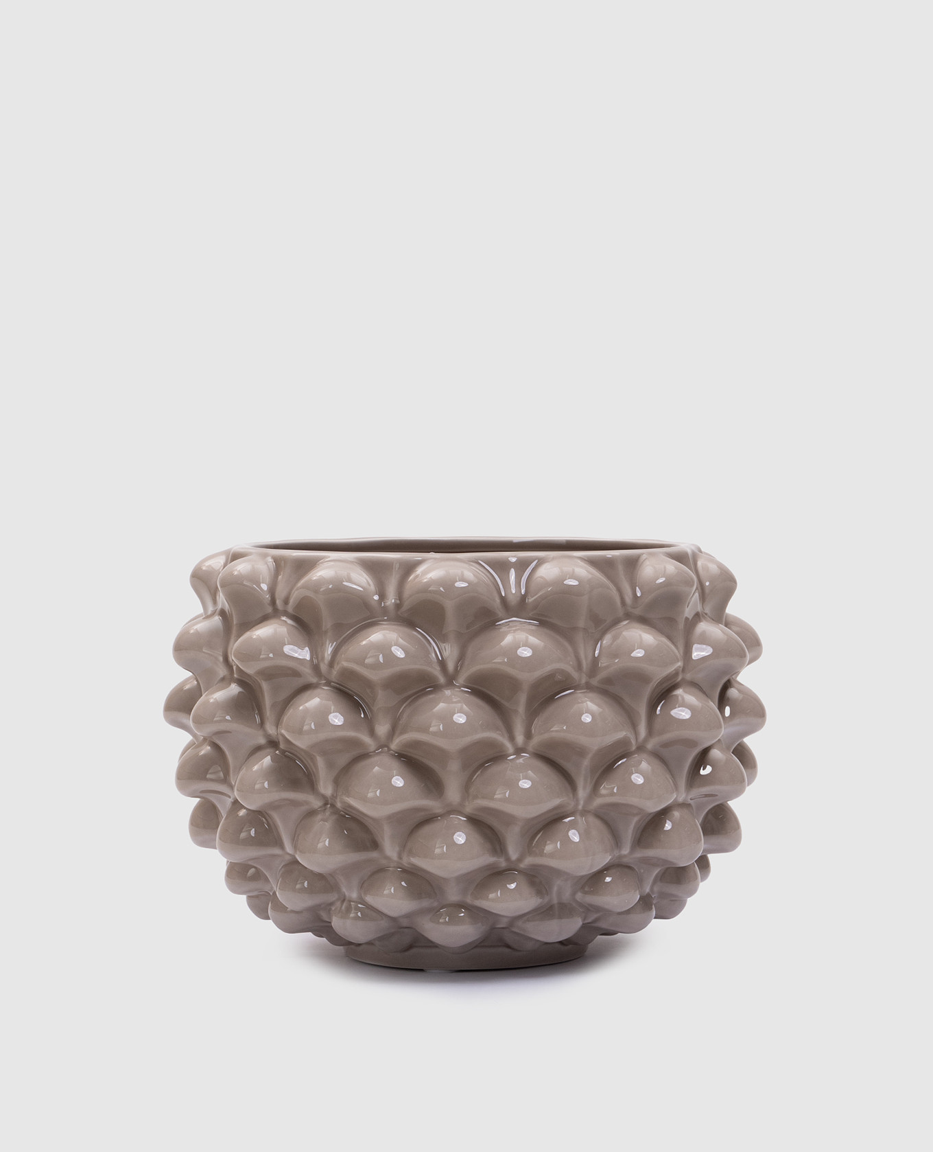 Beige ceramic planter in the shape of a cone Palais Royal
Beige ceramic planter in the shape of a cone Palais Royal