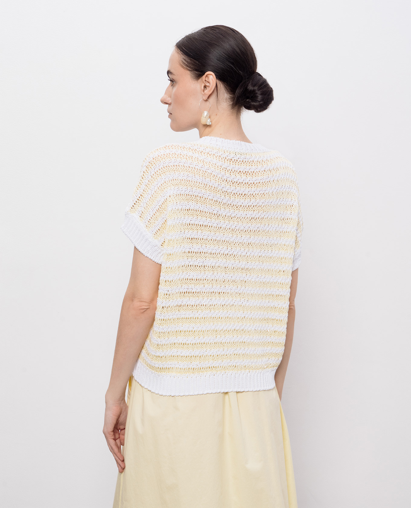 Yellow striped top with sequins Peserico
Yellow striped top with sequins Peserico