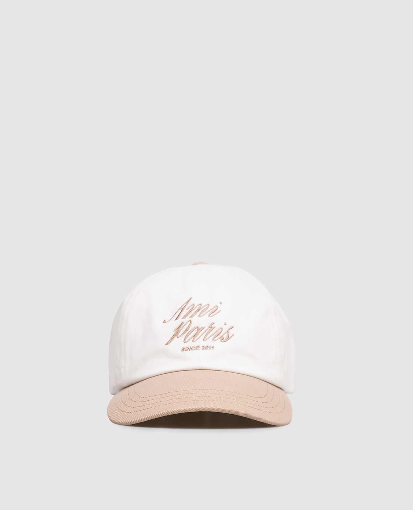 White cap with logo embroidery Ami Paris
White cap with logo embroidery Ami Paris