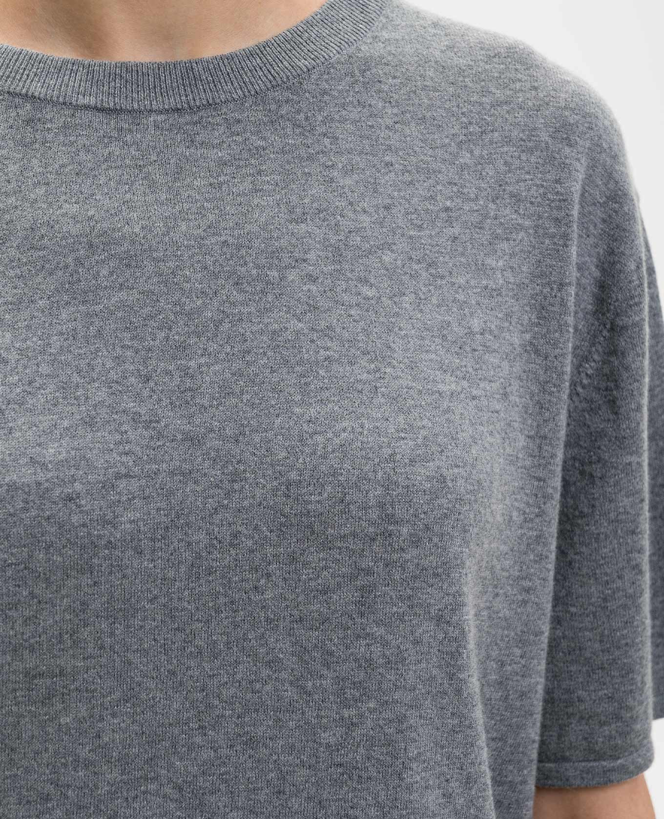 Rubie gray cashmere top LISA YANG, Grey
Rubie gray cashmere top LISA YANG, Grey