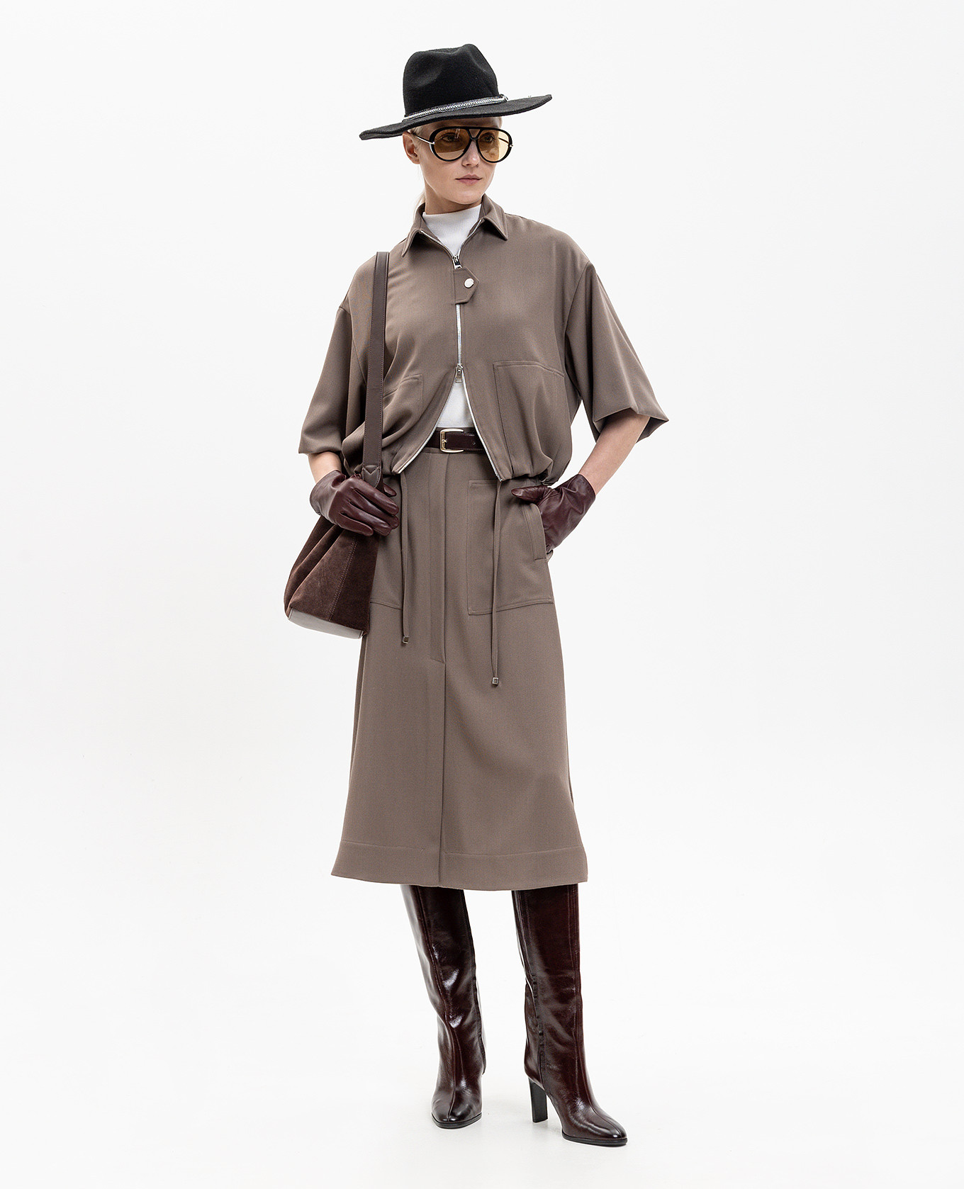 Brown wool and silk skirt Kiton
Brown wool and silk skirt Kiton