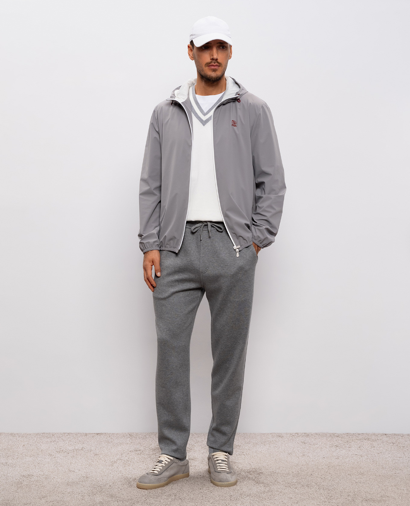 Grey windbreaker with emblem Brunello Cucinelli
Grey windbreaker with emblem Brunello Cucinelli