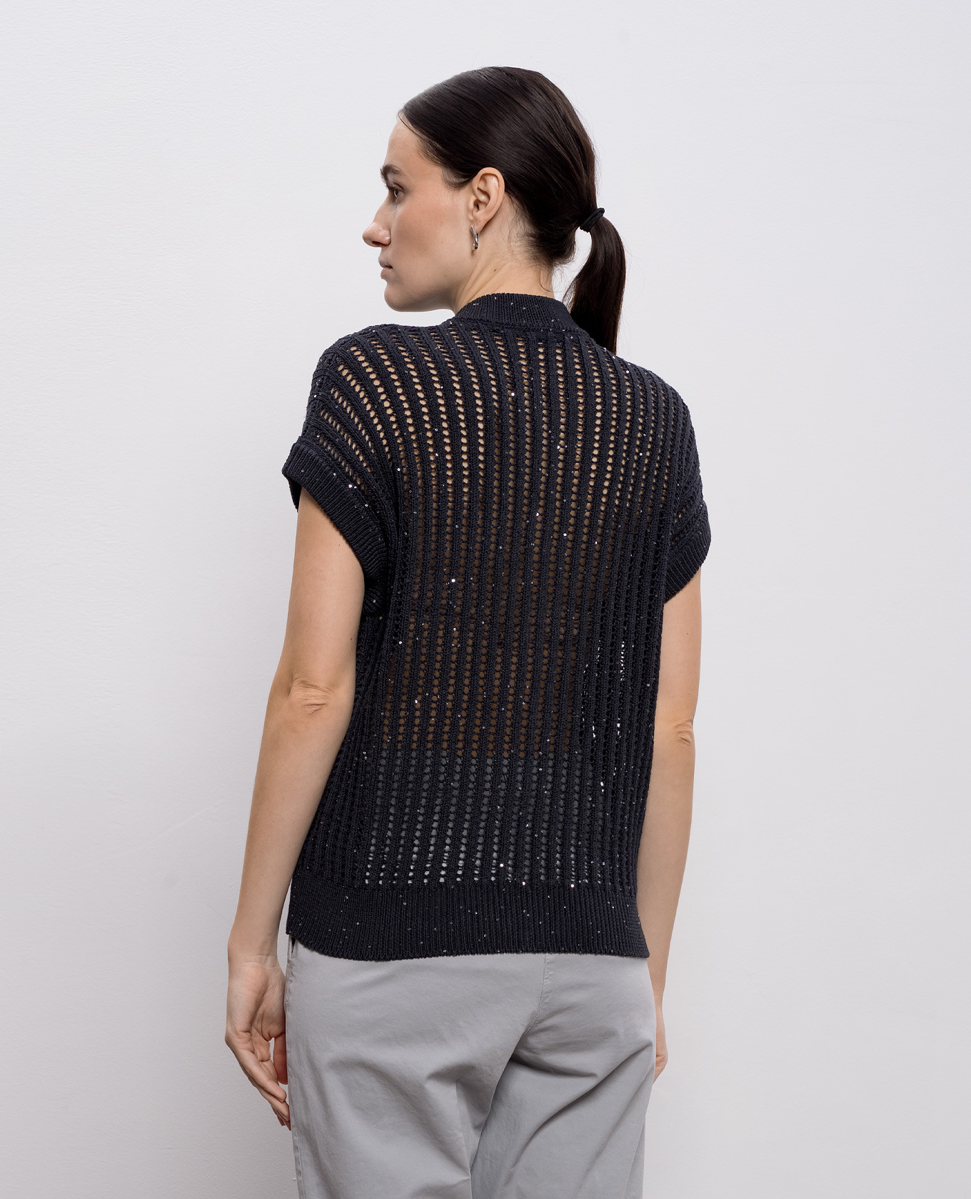 Black openwork cardigan with sequins Peserico
Black openwork cardigan with sequins Peserico