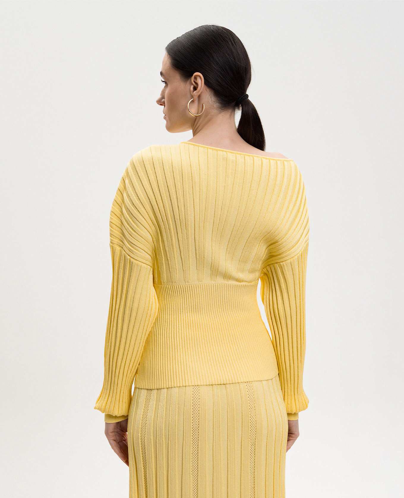 Yellow ribbed jumper Balmain
Yellow ribbed jumper Balmain