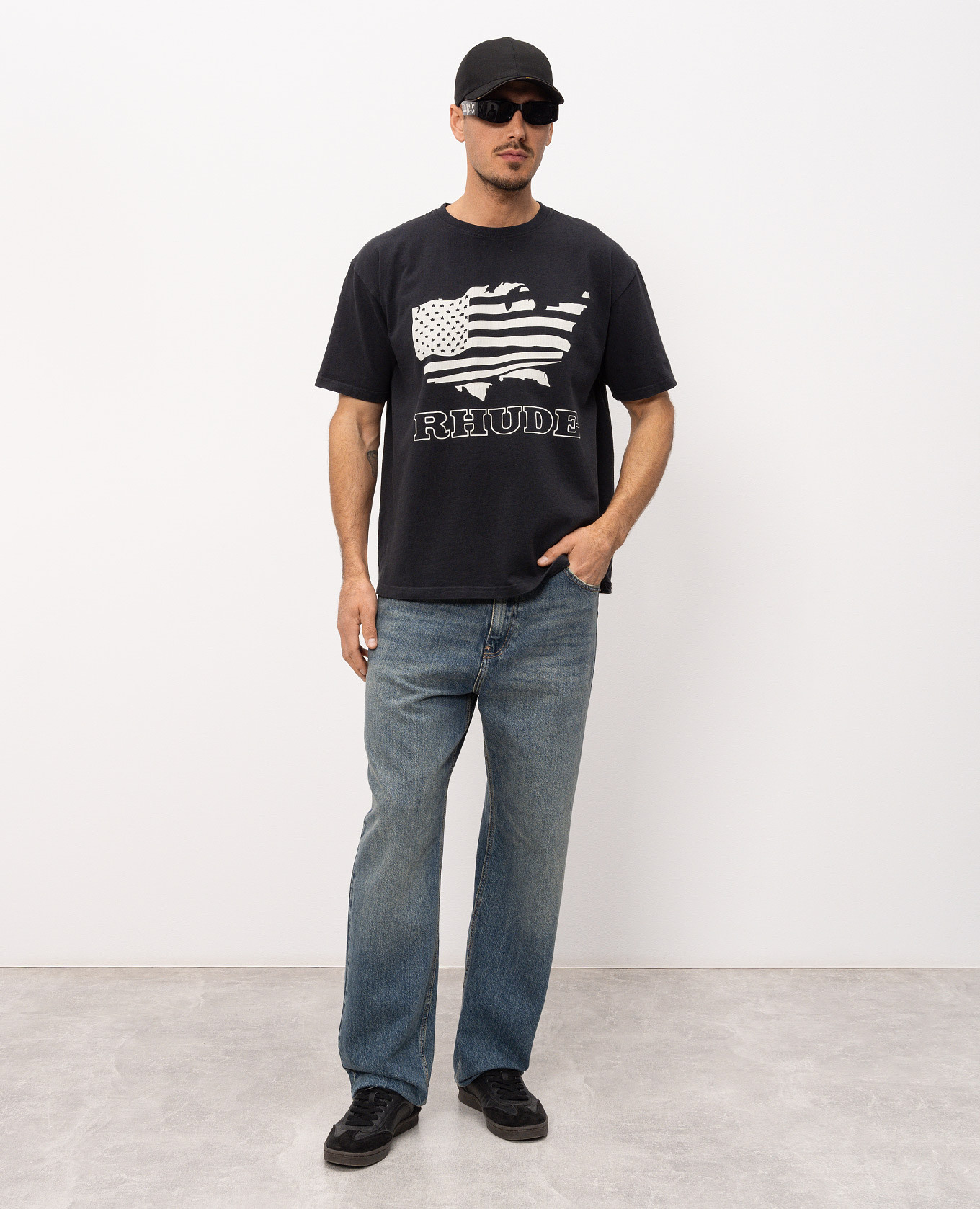 Black T-shirt with print Rhude
Black T-shirt with print Rhude
