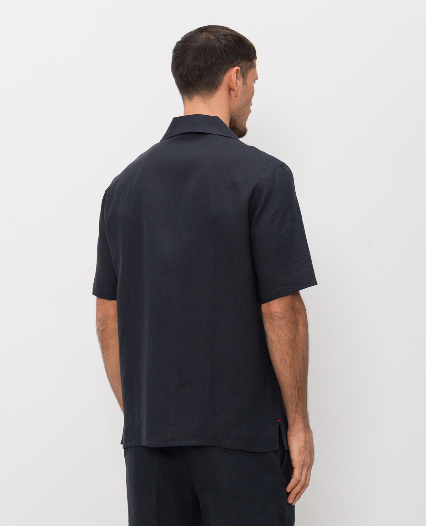 Blue linen shirt ISAIA
Blue linen shirt ISAIA